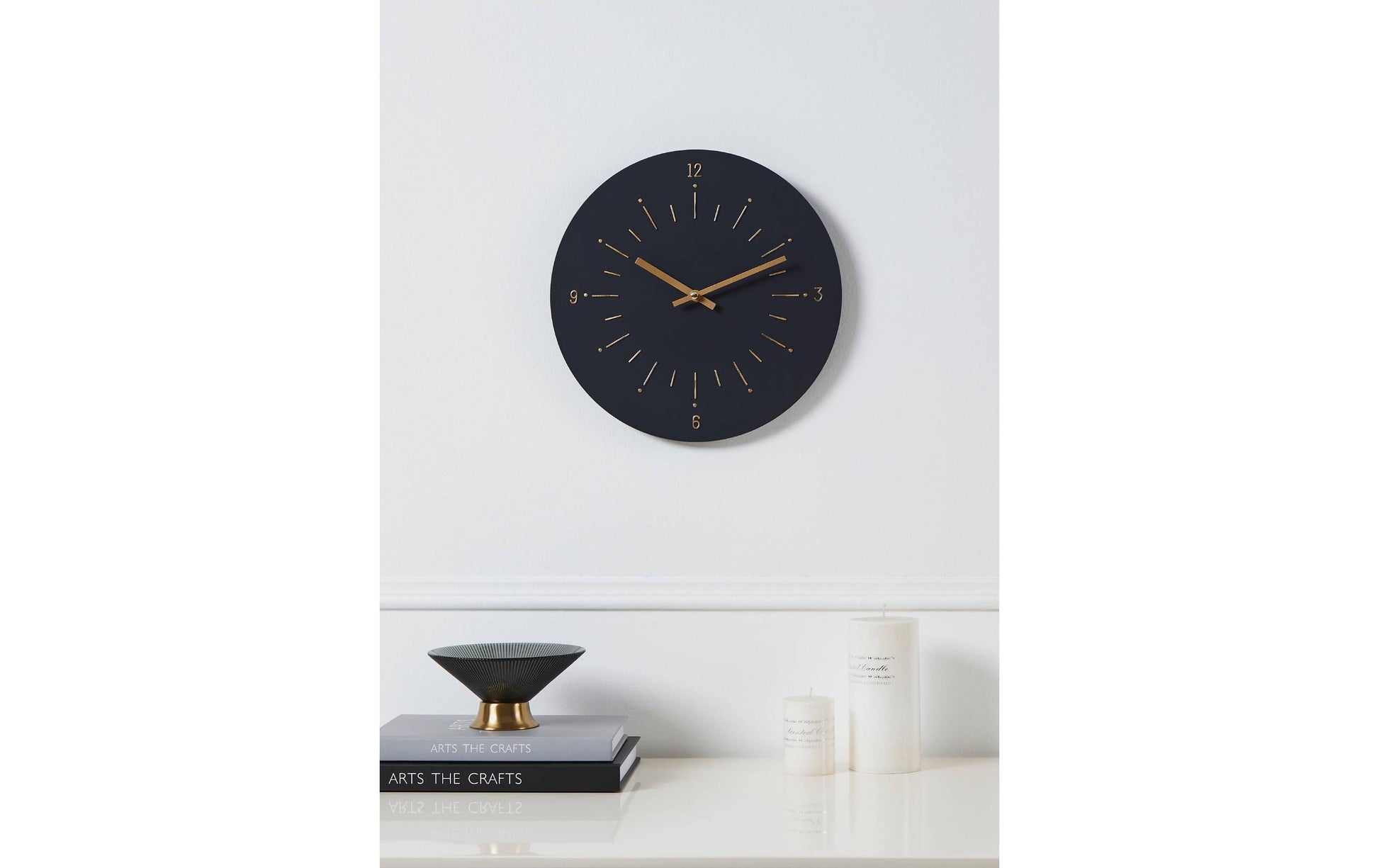 Eglo Wanduhr Takahagi – Ø 30 cm, schwarz, Metall