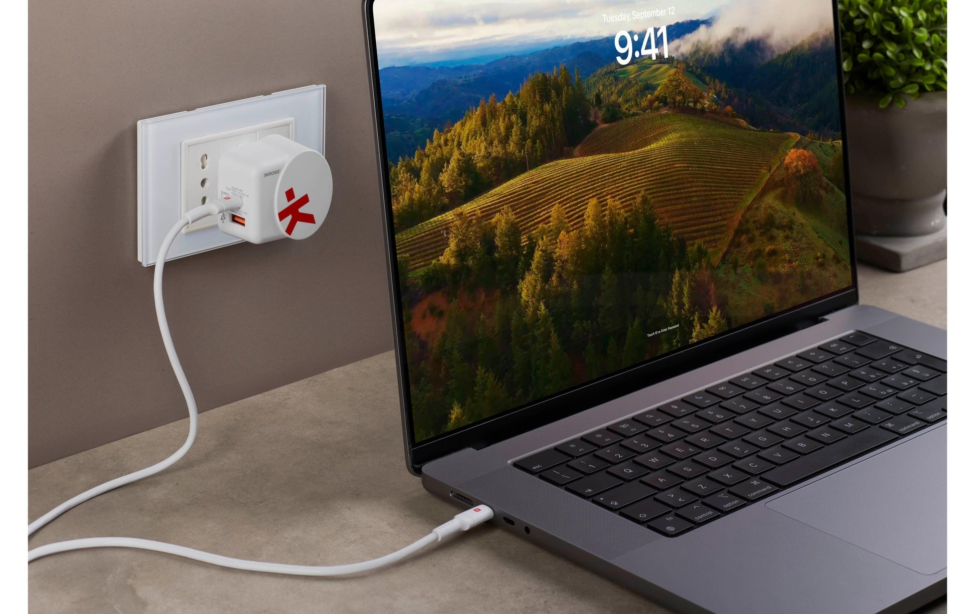 Skross AC65PD Ladegerät (EU) – 1× USB-C + 1× USB-A, PD, GaN – für Digitalkamera, E-Book-Reader, Laptop und mehr