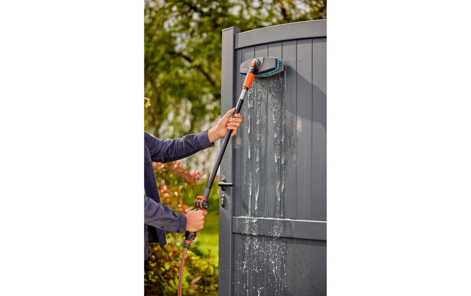 Gardena Besen Cleansystem Wasch-Set – 27 cm Wischbreite, Teleskopstiel 101 cm, Kunststoff, Grün/Grau/Orange