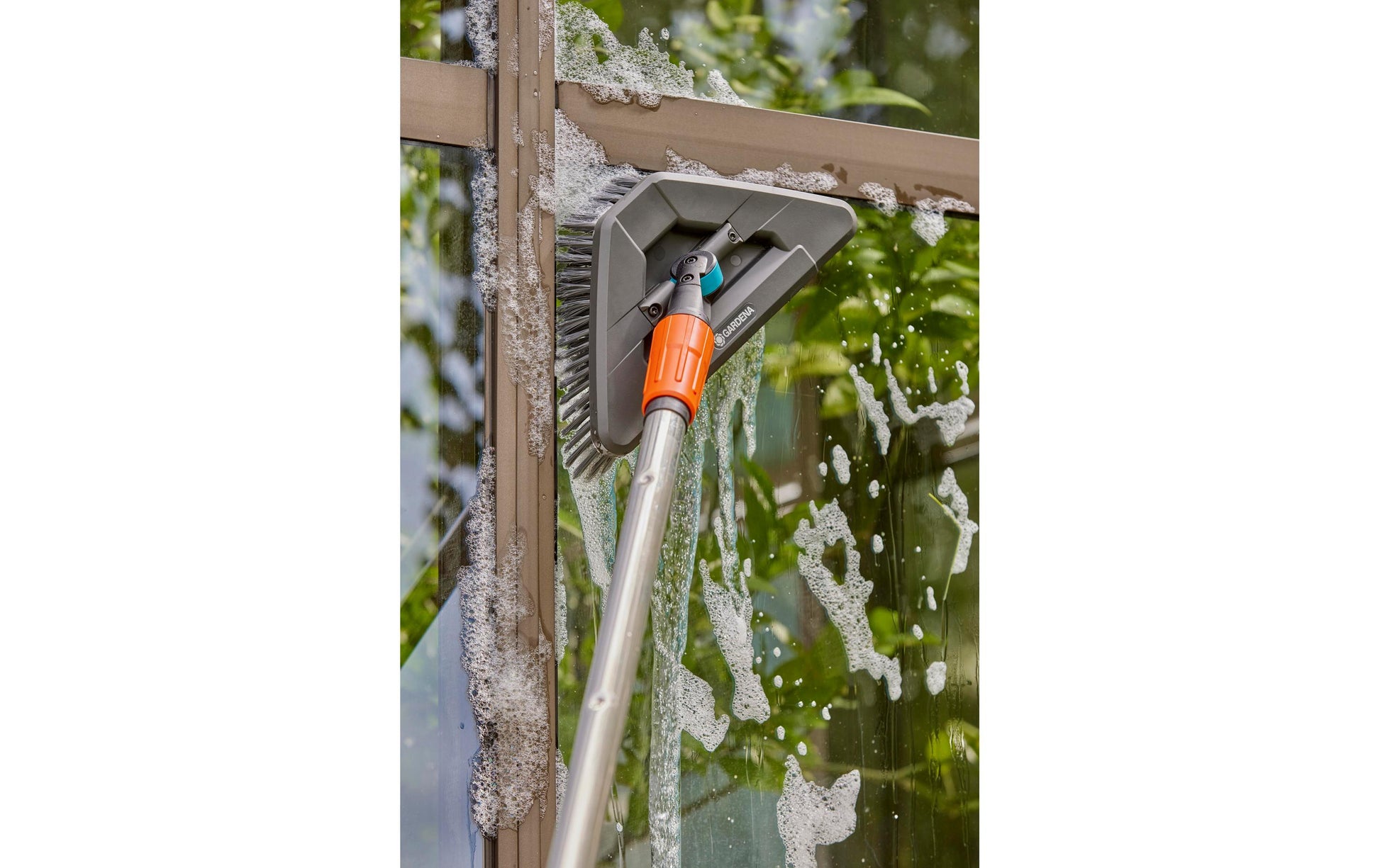 Gardena Scheuerbürste Cleansystem – weich, 28,7×17×12 cm, schwarz/grau