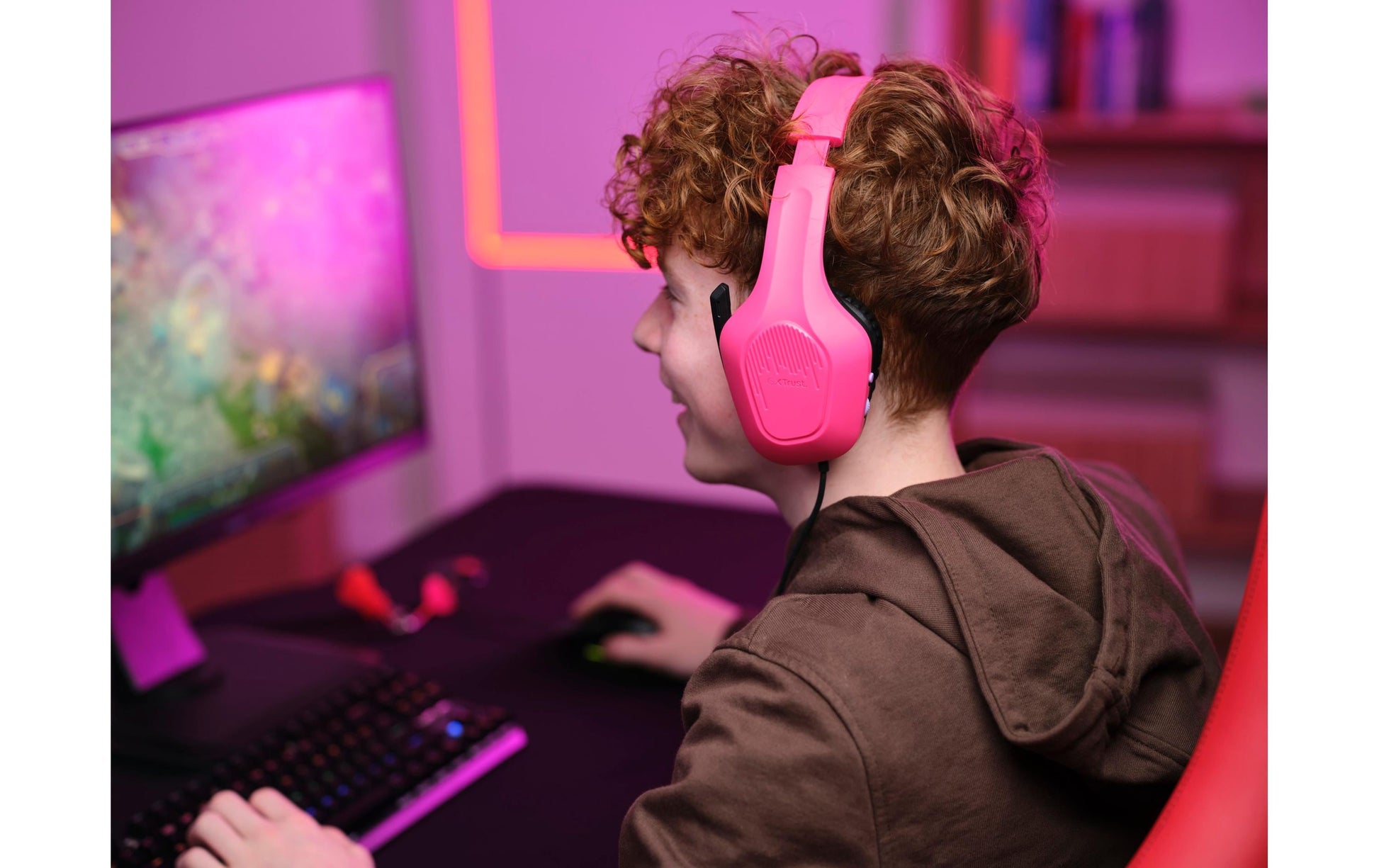 Trust GXT415 Zirox Gaming-Headset – Over-Ear, Stereo, Kabelgebunden, 3,5 mm Klinke, Rosa