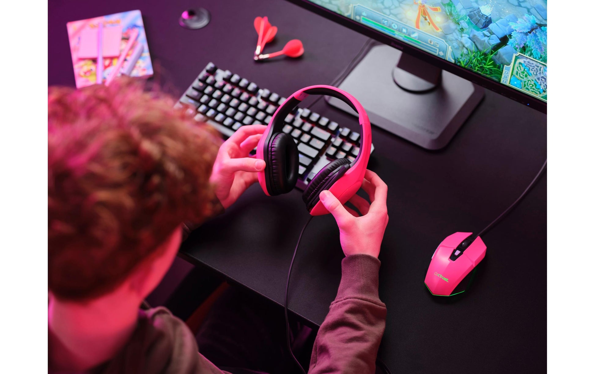 Trust GXT415 Zirox Gaming-Headset – Over-Ear, Stereo, Kabelgebunden, 3,5 mm Klinke, Rosa