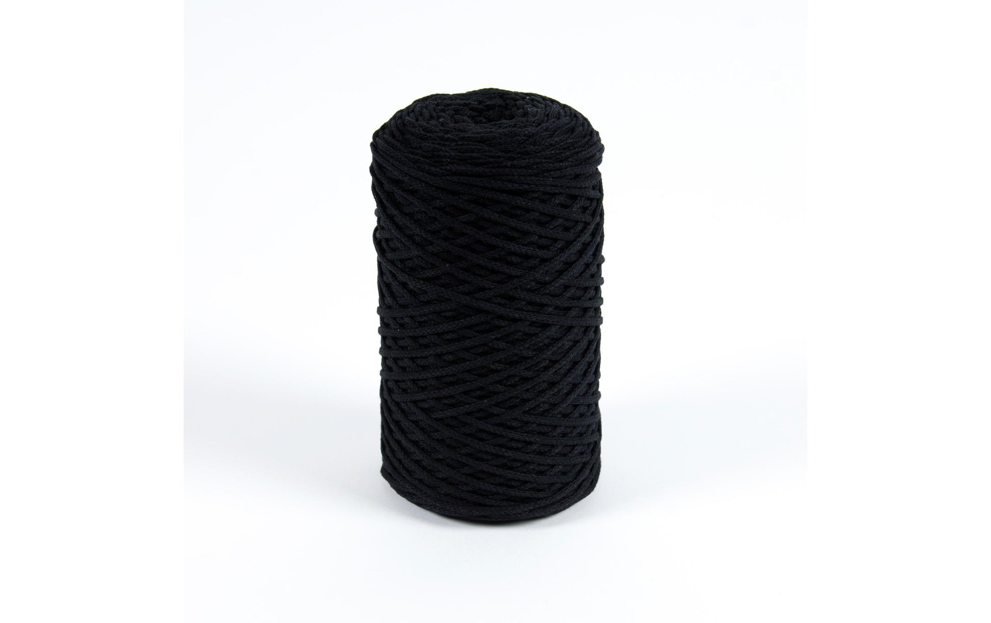 DMC Nova Vita 4 Makramee-Kordel Schwarz – Ø 2 mm, 250 g, 200 m, Baumwolle
