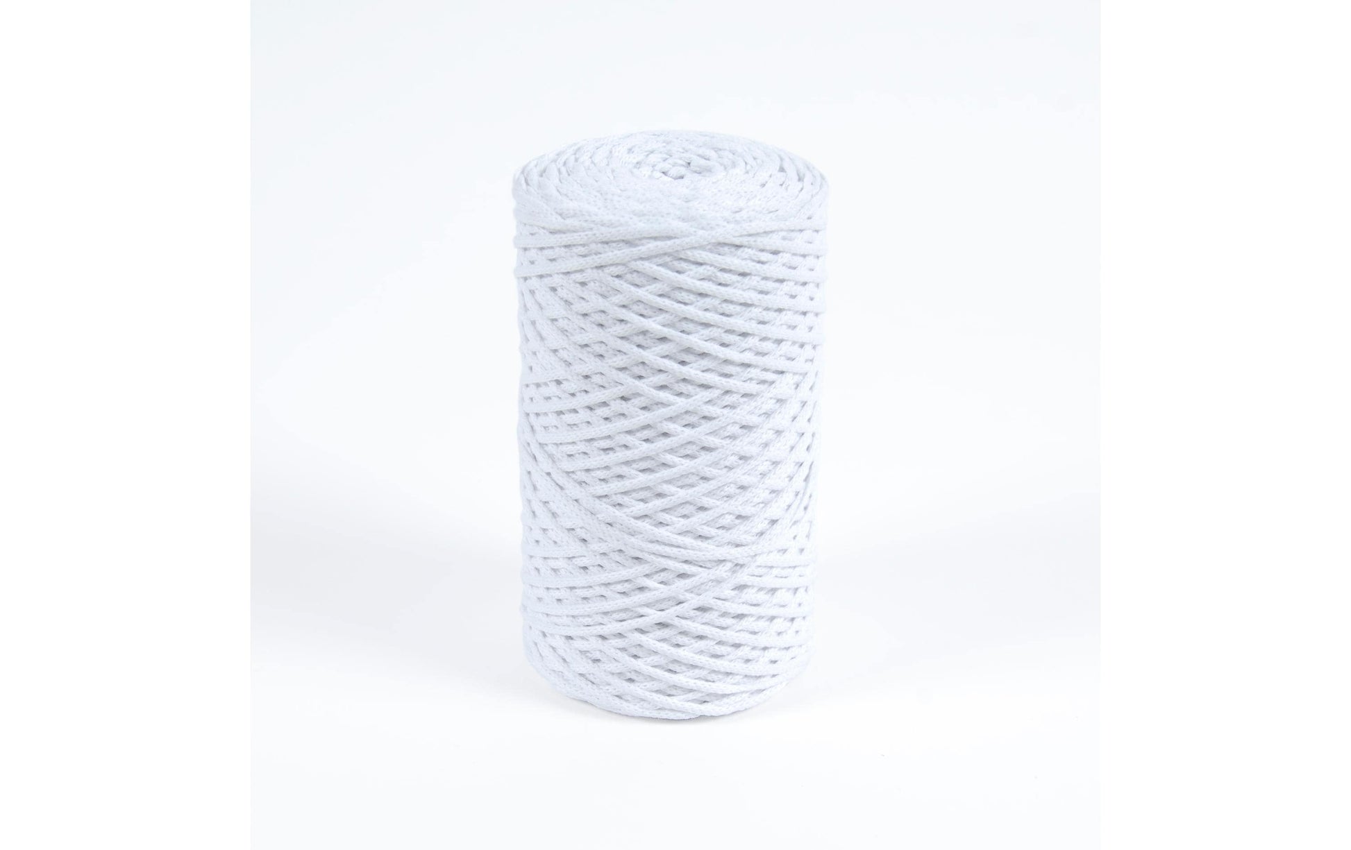 DMC Nova Vita 4 Makramee-Kordel Weiss – Ø 2 mm, 250 g, 200 m, 80% Baumwolle/20% Polyester