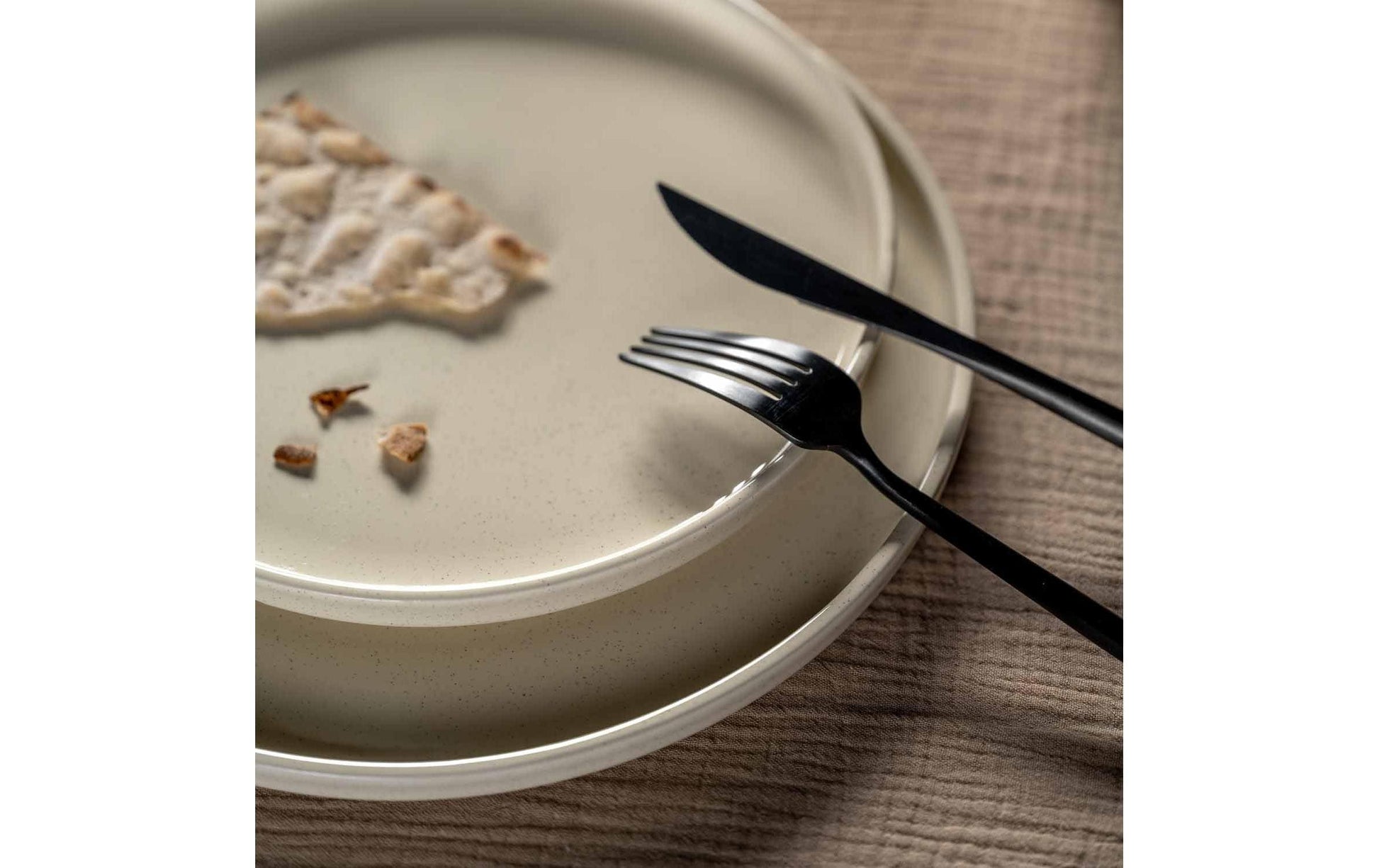 LEONARDO Roma Speiseteller – Keramik, creme, spülmaschinenbeständig, mikrowellengeeignet, 6 Stück