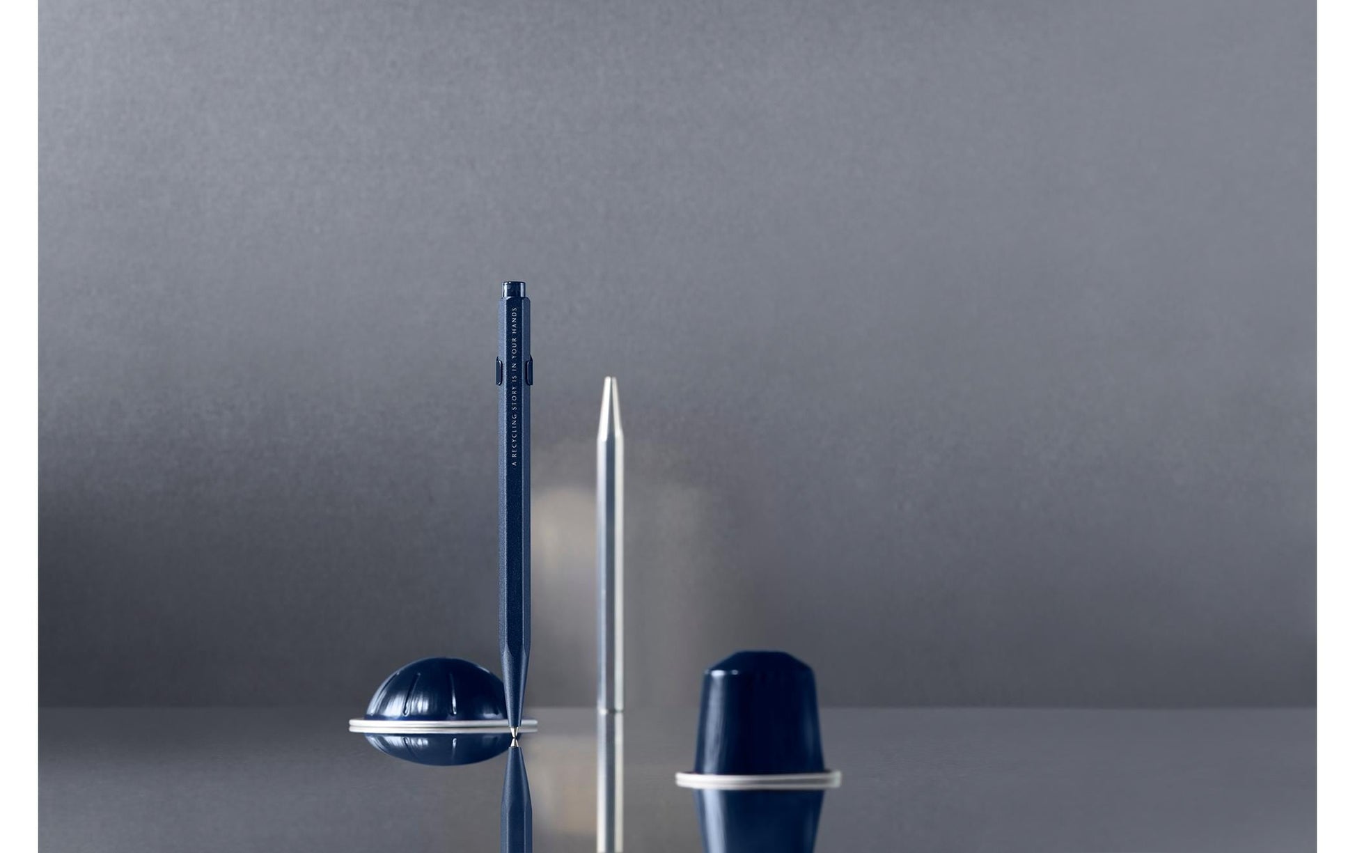 Caran d-Ache Caran d'Ache Kugelschreiber – Nachtblau, Aluminium