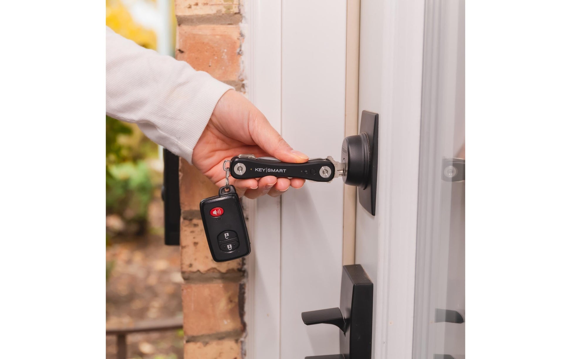 KeySmart AirTag-Schlüsselanhänger IPro für Apple Find My – bis zu 14 Schlüssel, Schwarz