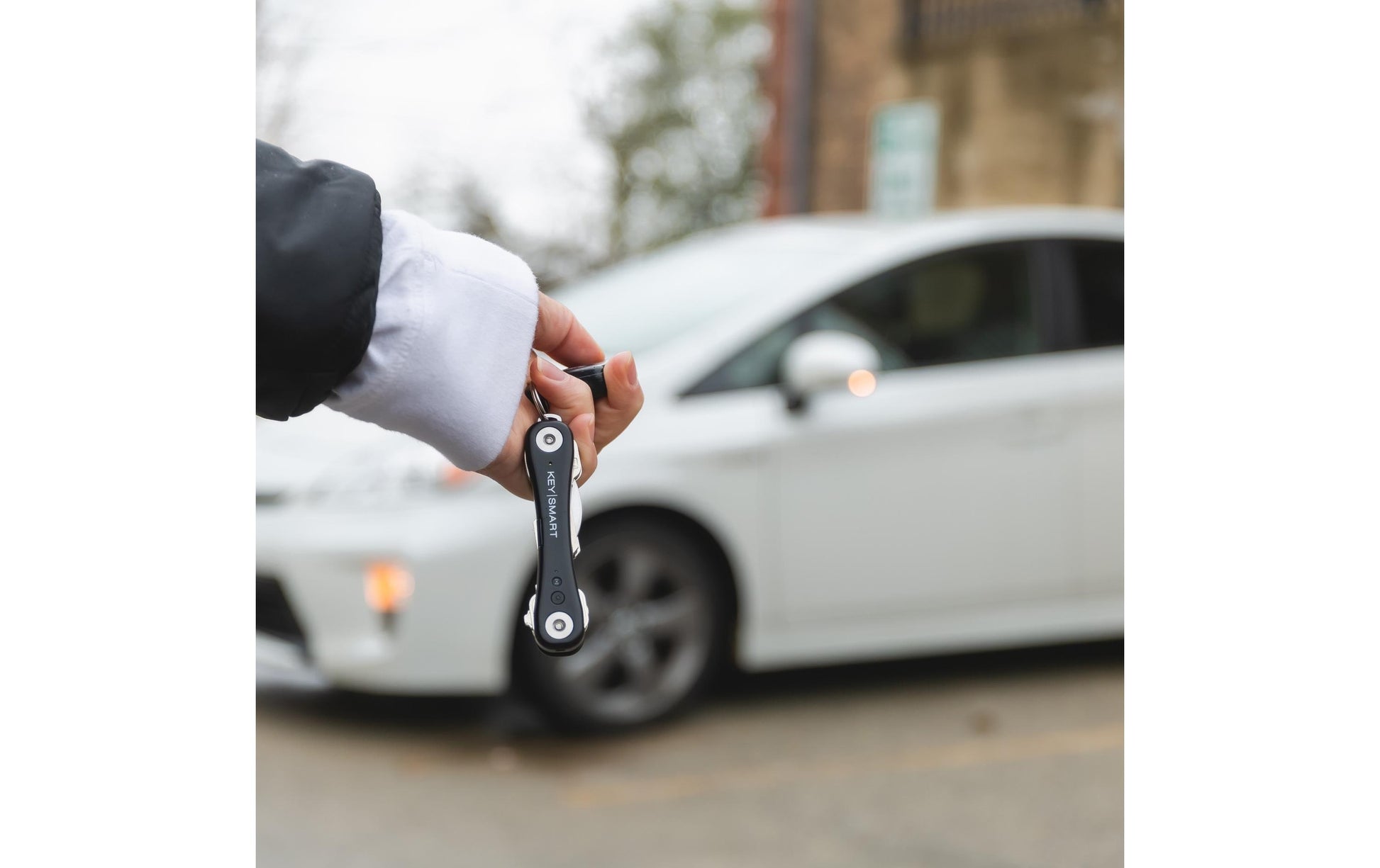 KeySmart AirTag-Schlüsselanhänger IPro für Apple Find My – bis zu 14 Schlüssel, Schwarz