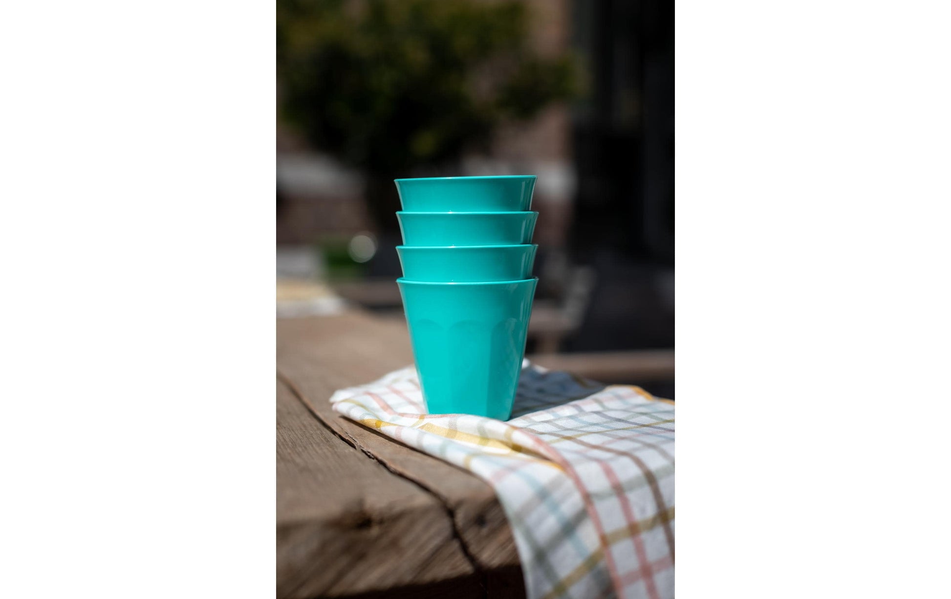 Koziol Becher Nora M – 300 ml, Ø 9,0 cm, Kunststoff (biozirkulär), Grün, spülmaschinenfest