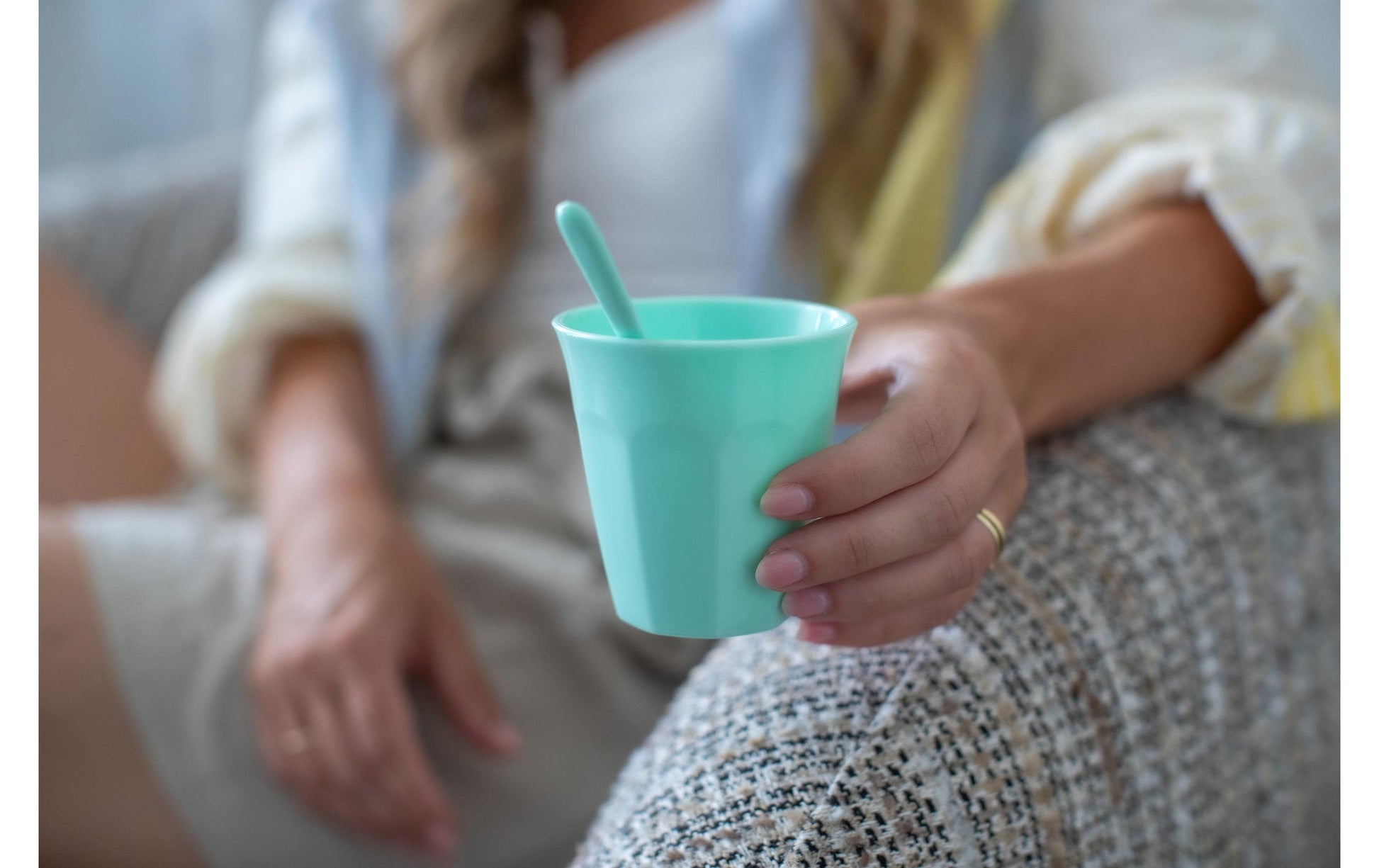 Koziol Becher NORA S – 150 ml, Ø 7,9 cm, Kunststoff (biozirkulär), Grün, spülmaschinenfest, bruchfest
