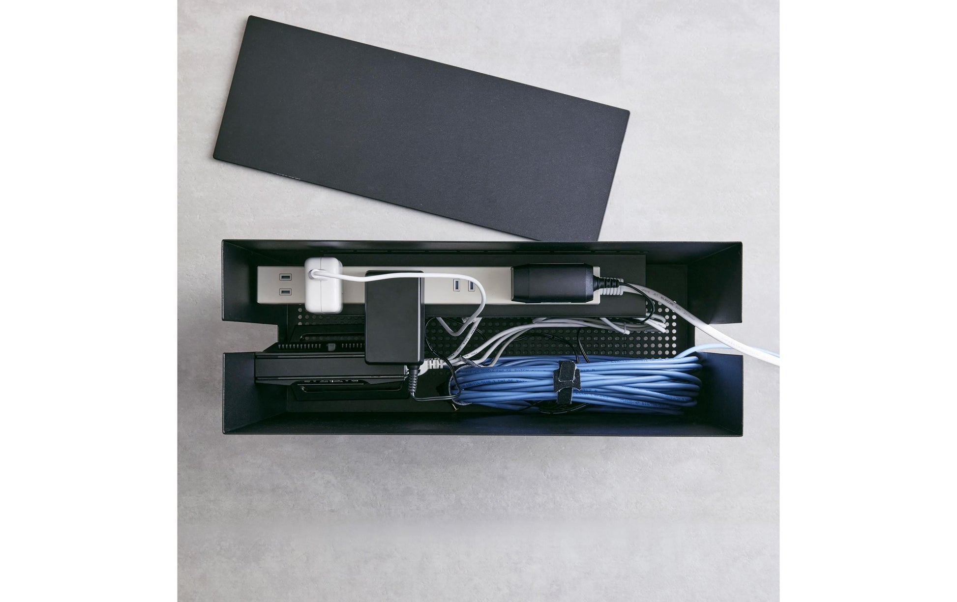 Yamazaki Kabelbox TOWER – 400 mm × 0,15 m, Metall, Schwarz, mit Rollen