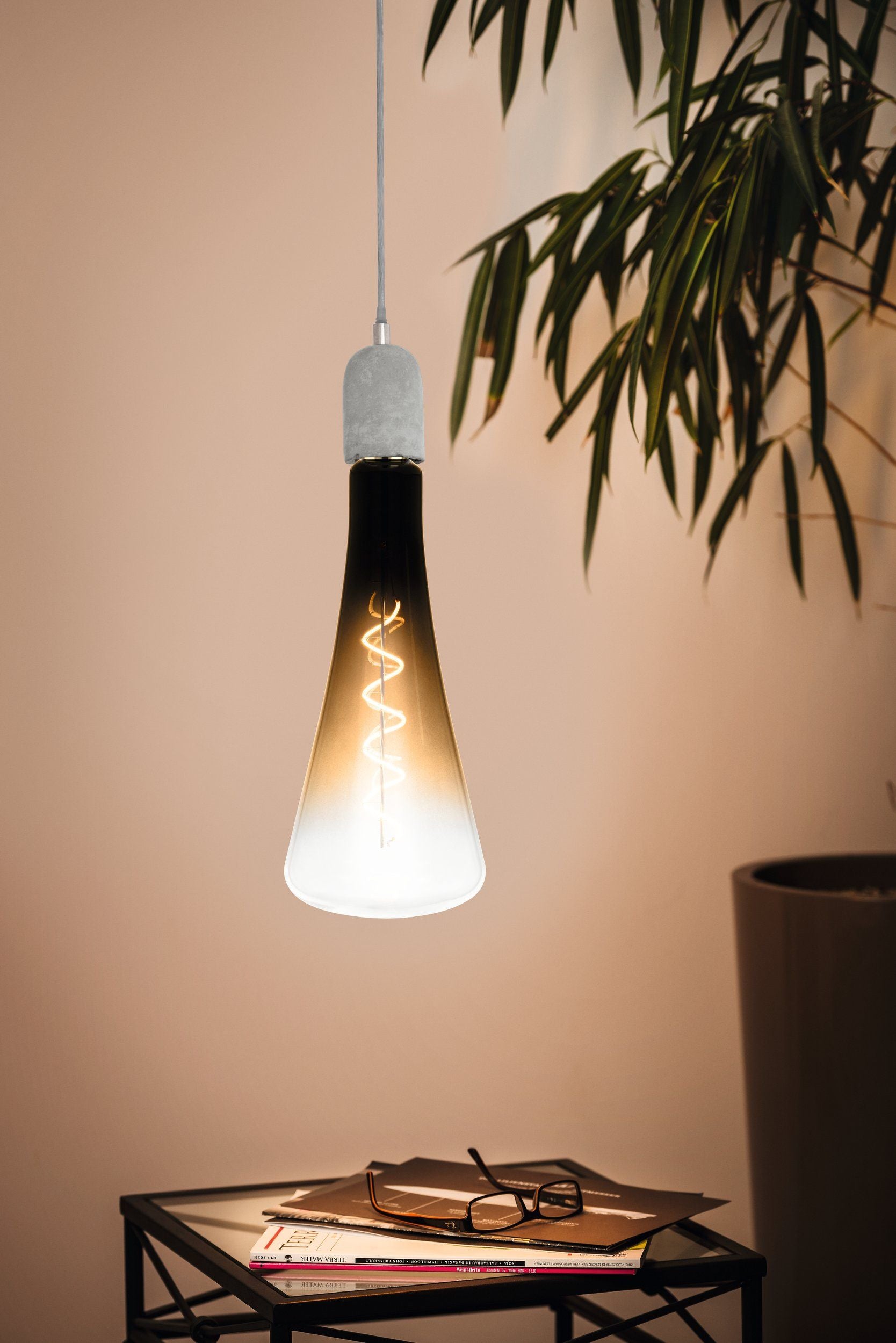 EGLO LED-Leuchtmittel Kolbenform E27 – 4 W dimmbar, 120 lm, 1700 K warmweiss, braunes Glas
