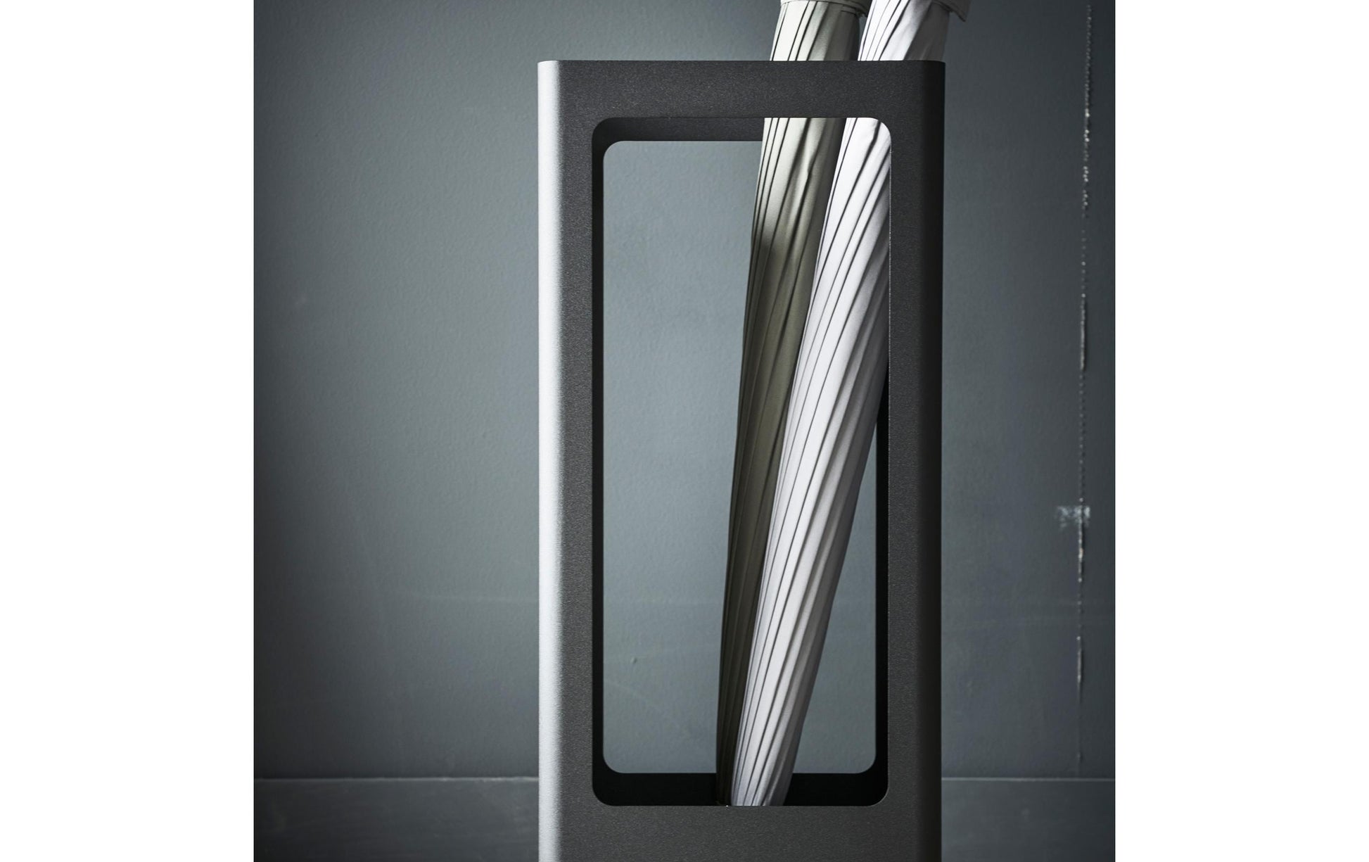 Yamazaki Schirmständer – Metall – Schwarz – 120 × 500 × 220 mm