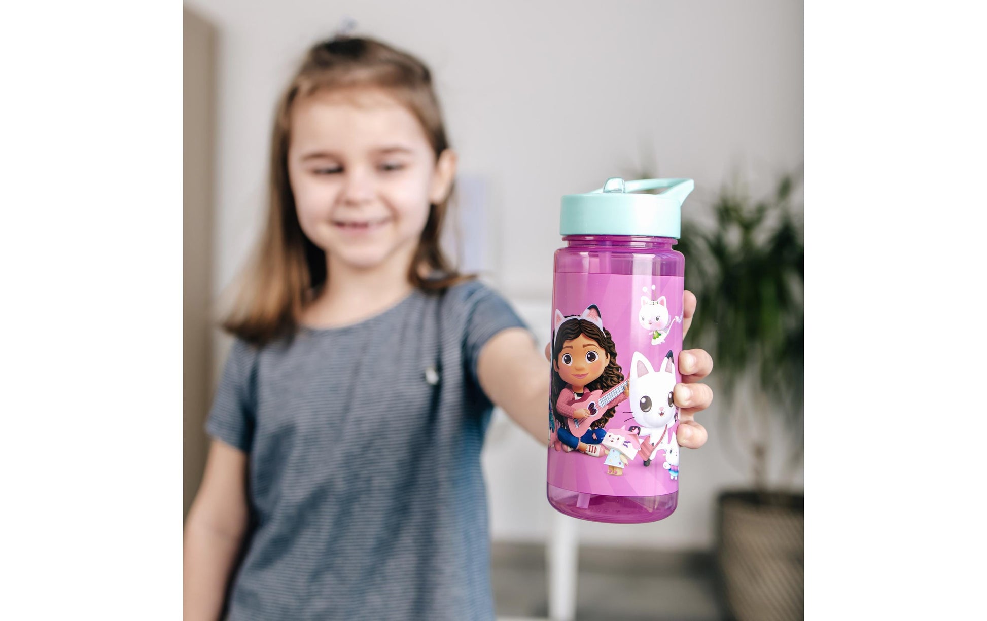 Scooli Aero Kindertrinkflasche 500 ml – Kunststoff, Schraubdeckel, Gabby's Dollhouse