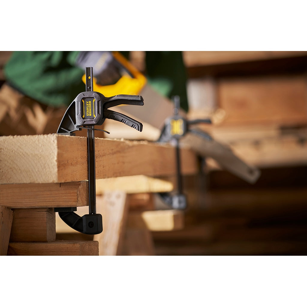 Stanley FATMAX Einhandzwinge – Spannweite 150 mm, Schliesskraft 45 kg