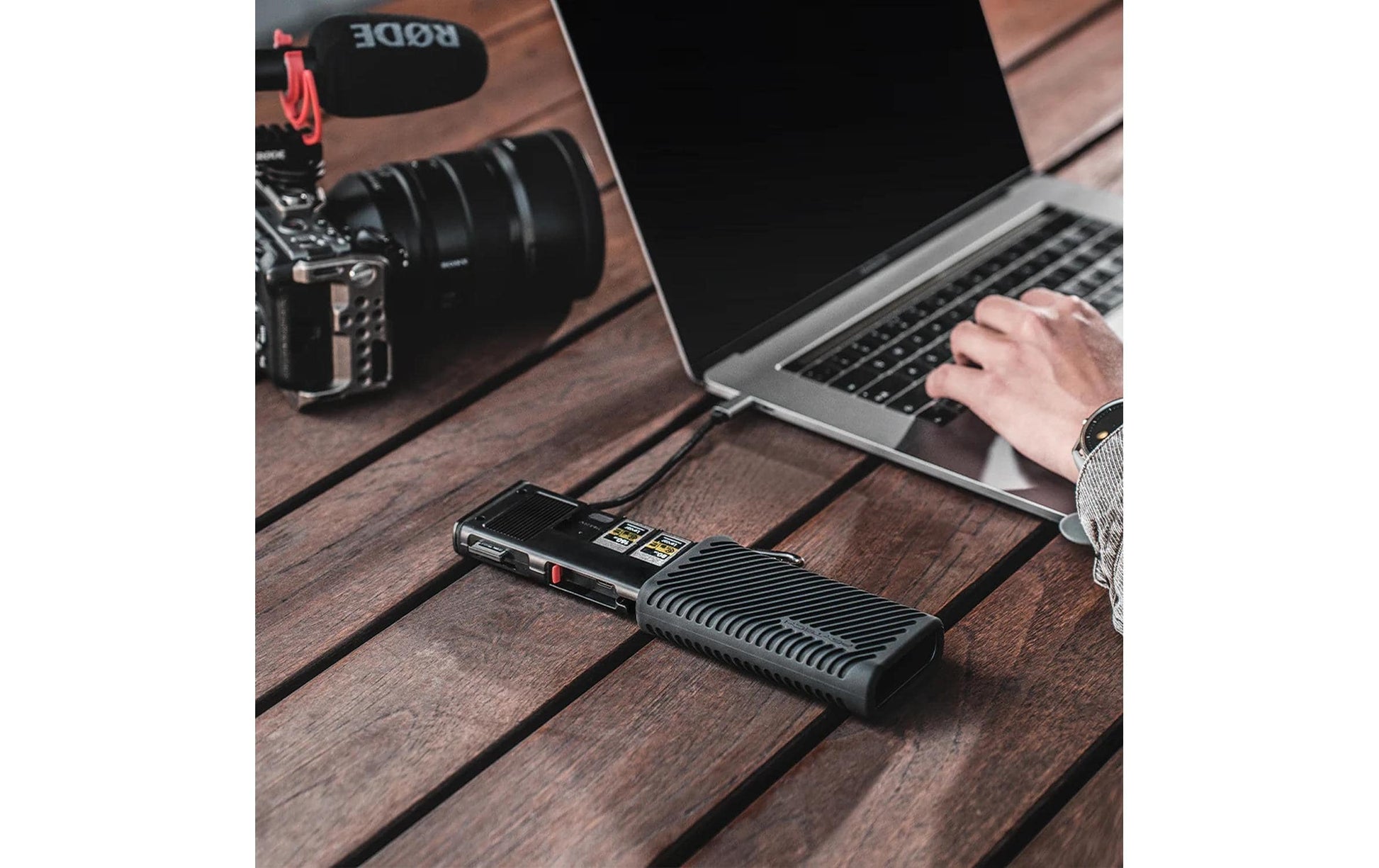 PGYTECH P-GM-164 Kartenleser – CFexpress Typ A, SD/microSD (UHS‑I/II) – USB‑C 3.2 Gen 2 – 1 Gbit/s
