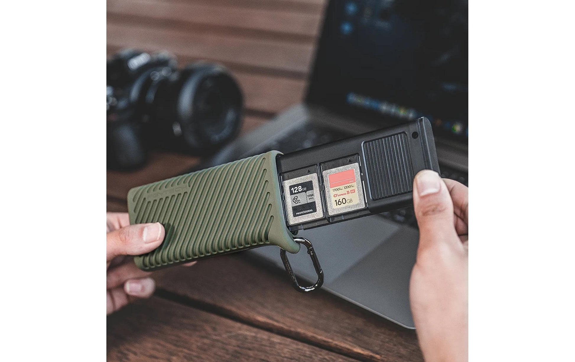 PGYTECH USB-Kartenleser – CFexpress Typ B, SD/microSD – USB 3.2 Gen 2 – für Kameras, Smartphones und mehr