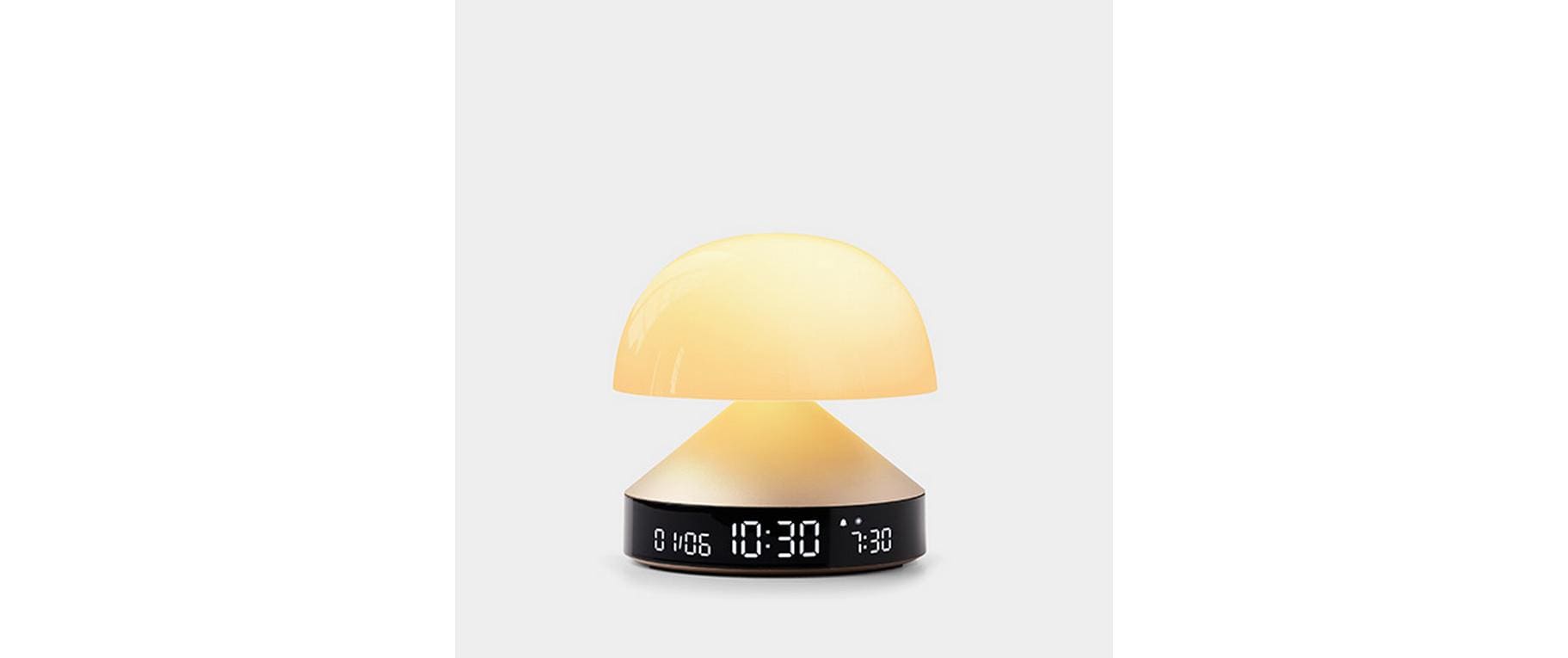 LEXON Lichtwecker Mina Sunrise – digital – 11 × 11 cm, gold, Aluminium, USB, 5 Wecktöne