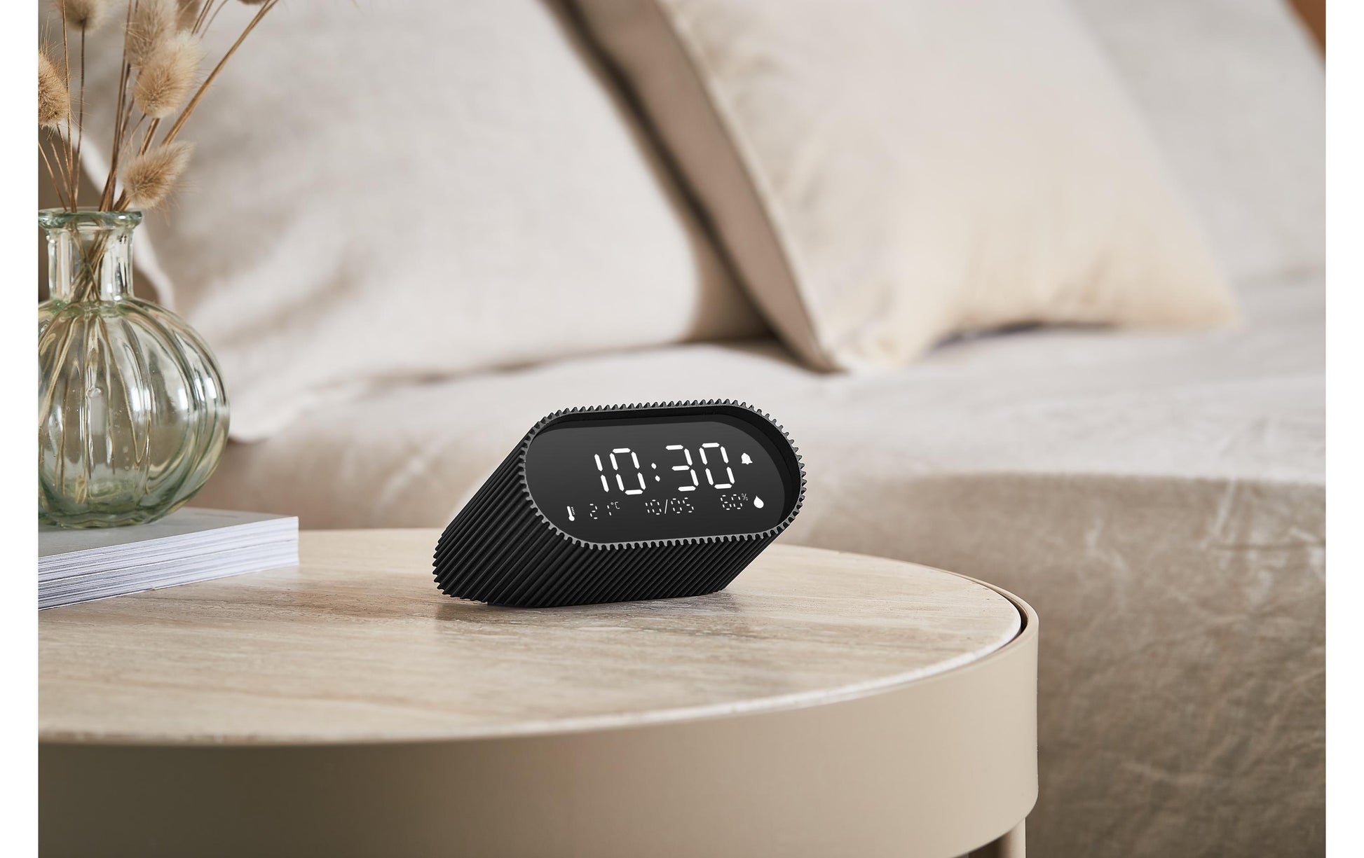 LEXON Wecker Ray – digital, schwarz matt, Aluminium, Schlummerfunktion, Thermometer