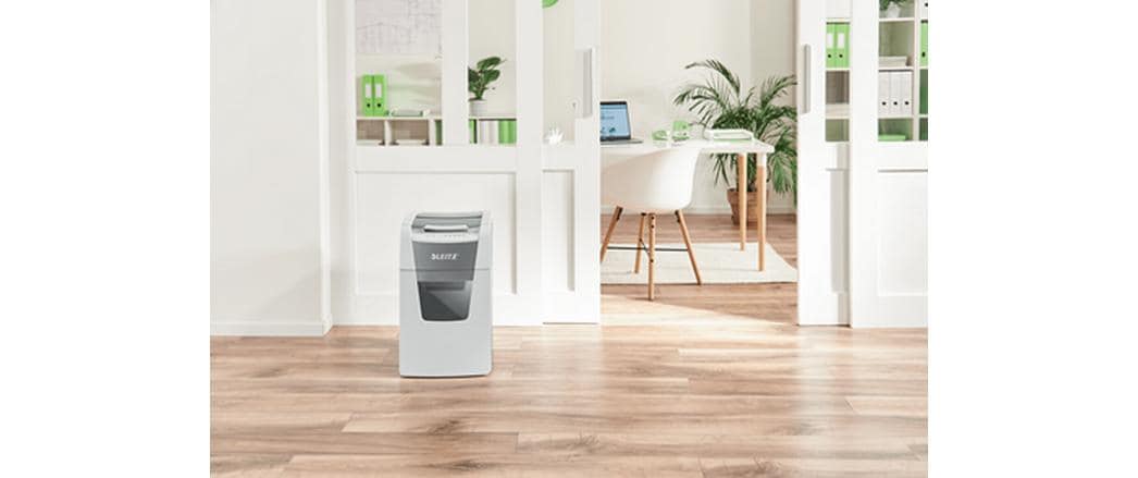 Leitz bürogeräte Leitz IQ Autofeed Office150 – Aktenvernichter mit Autofeed 150 Blatt, DIN P-5, Mikroschnitt 2 × 15 mm, 44 l