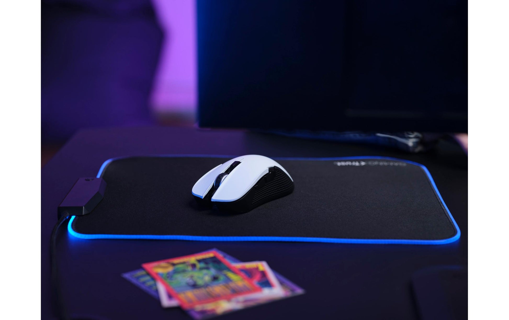 Trust GXT 923W YBAR – Gaming-Maus – Kabellos (2,4 GHz), 7200 DPI, RGB-Beleuchtung, rechts, Weiss