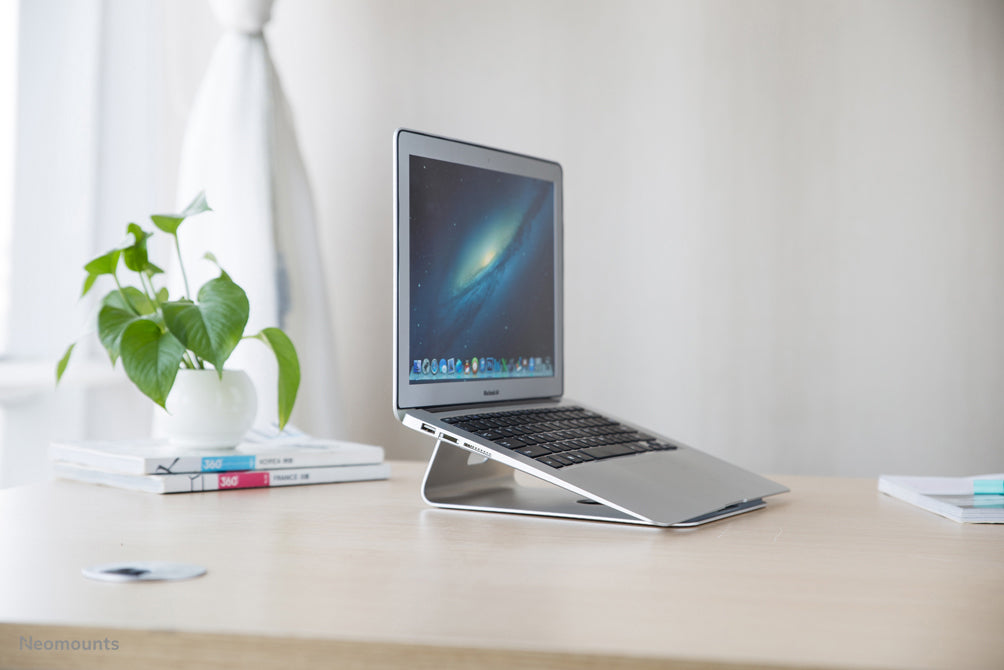 Neomounts Laptop-Ständer – für Notebooks bis 17", 5 kg Traglast – Silber