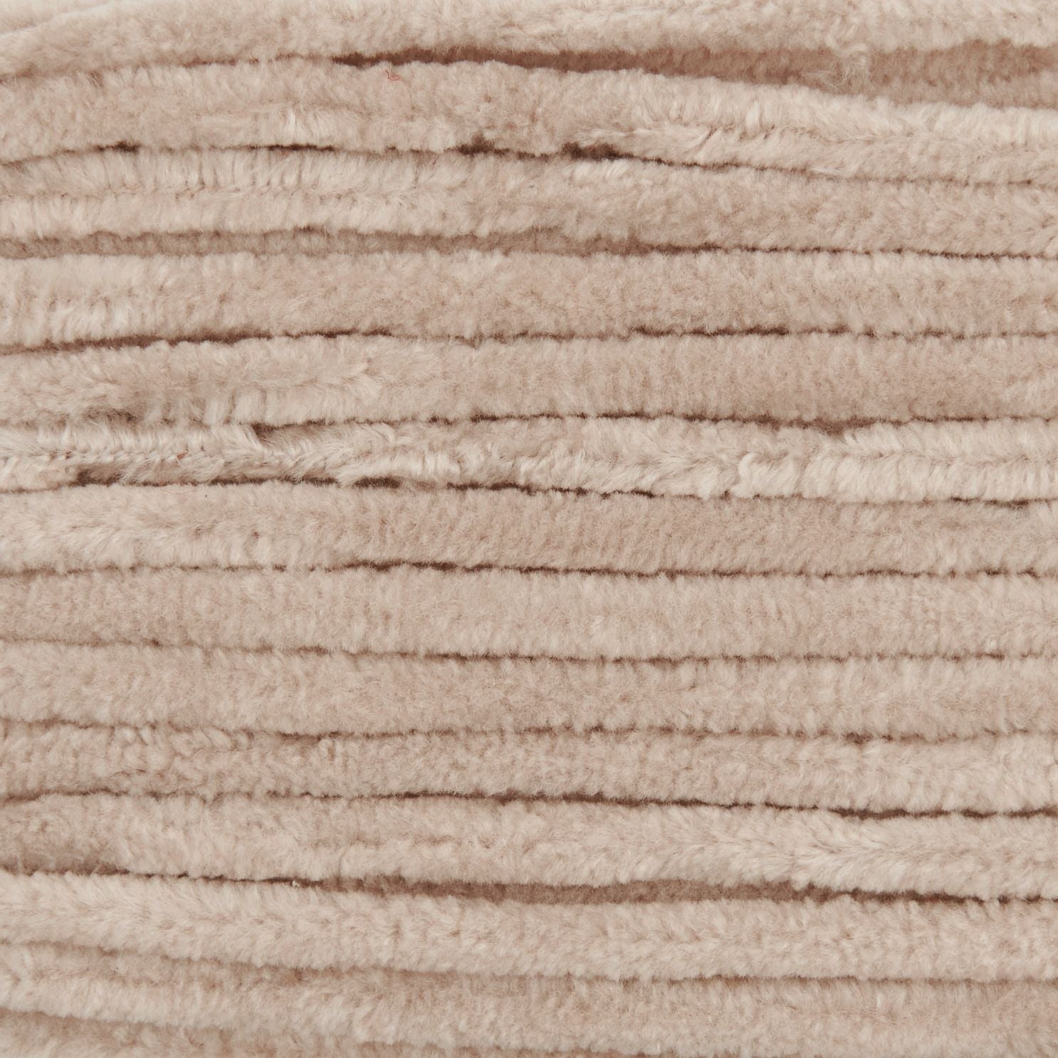Rico Design Chenillove Wolle Beige – 100 g, 110 m, Nadel 5 mm, 100% Polyester, 1 Stk.
