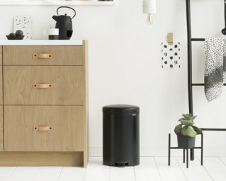 Brabantia NewIcon Papierkorb – 20 l – Edelstahl – Ø 290 × H 467 mm