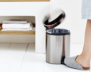 Brabantia NewIcon Treteimer – 5 l – Edelstahl, rund – Anti-Fingerprint, Anti-Rutsch-Basis
