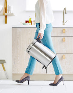 Brabantia NewIcon Treteimer – 12 l – Edelstahl, rund – Anti-Fingerprint, Anti-Rutsch