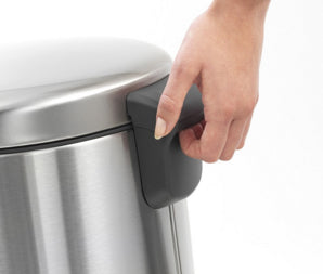 Brabantia NewIcon Treteimer – 30 l – Edelstahl, rund – Anti-Fingerprint, Anti-Rutsch-Basis