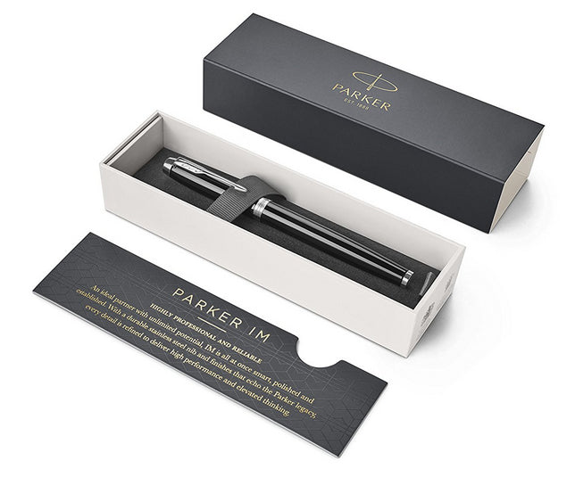 Parker IM Black Lacquer – Tintenroller, mit Kappe, 0,5 mm, Schwarz, 1er Geschenkbox
