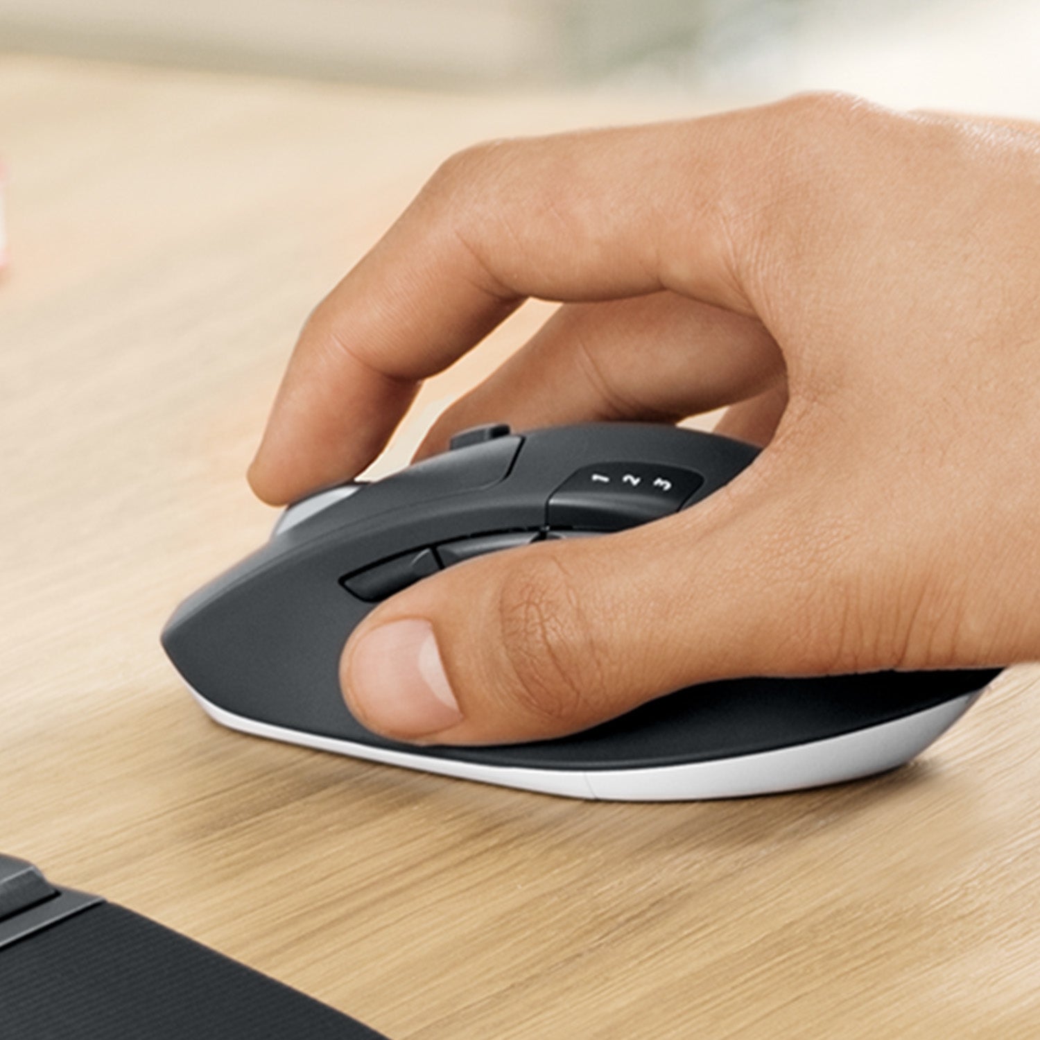 Logitech MK850 Performance – Tastatur, kabellos (Bluetooth/2,4 GHz), DE-Layout (DE)