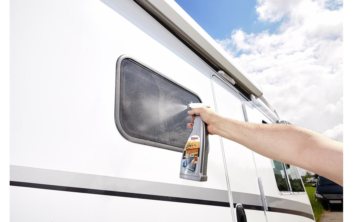 Sonax Glasreiniger – für Aussen & Glas – 750 ml