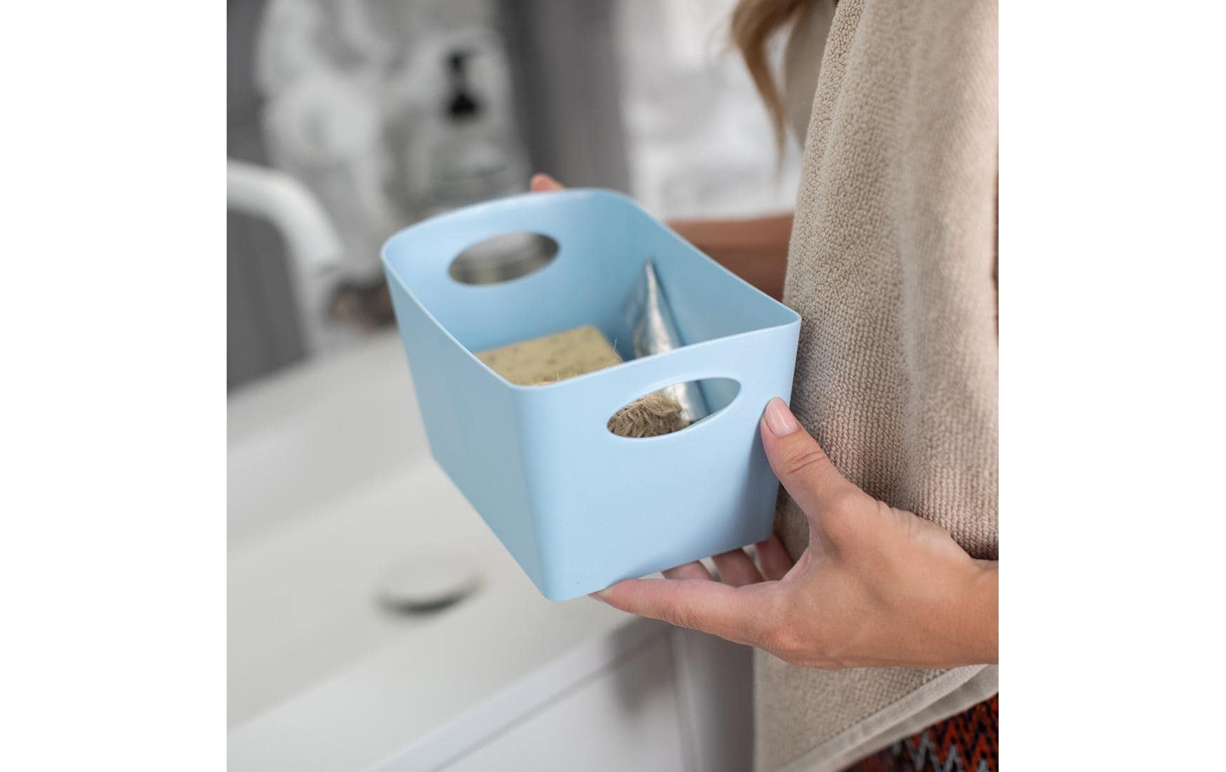 Koziol BOXXX S Aufbewahrungsbox 1 l – Recycelbarer Kunststoff – Weiss – mit Griff – 187 × 108 × 128 mm