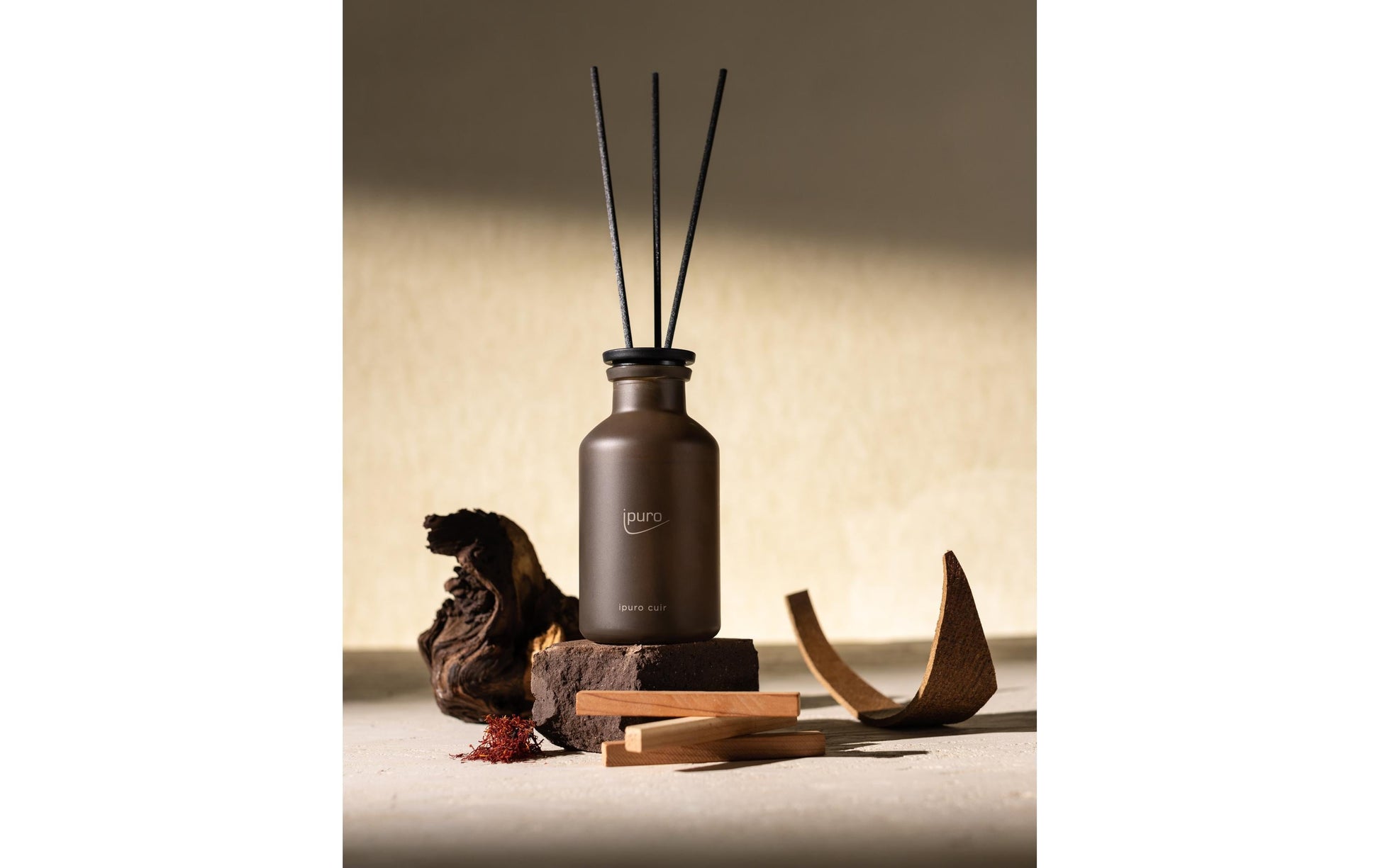 ipuro cuir – Duftstäbchen, 240 ml