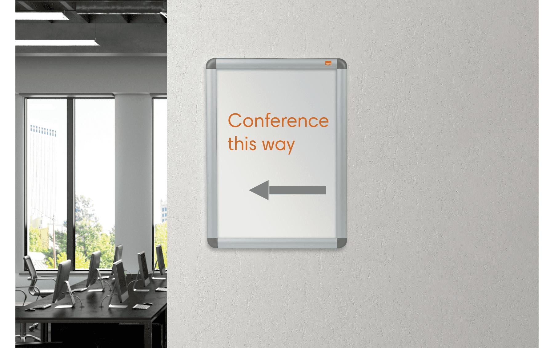 Nobo Plakatrahmen – 252 × 342 mm, silber, wetterfest, spritzwassergeschützt, für A4