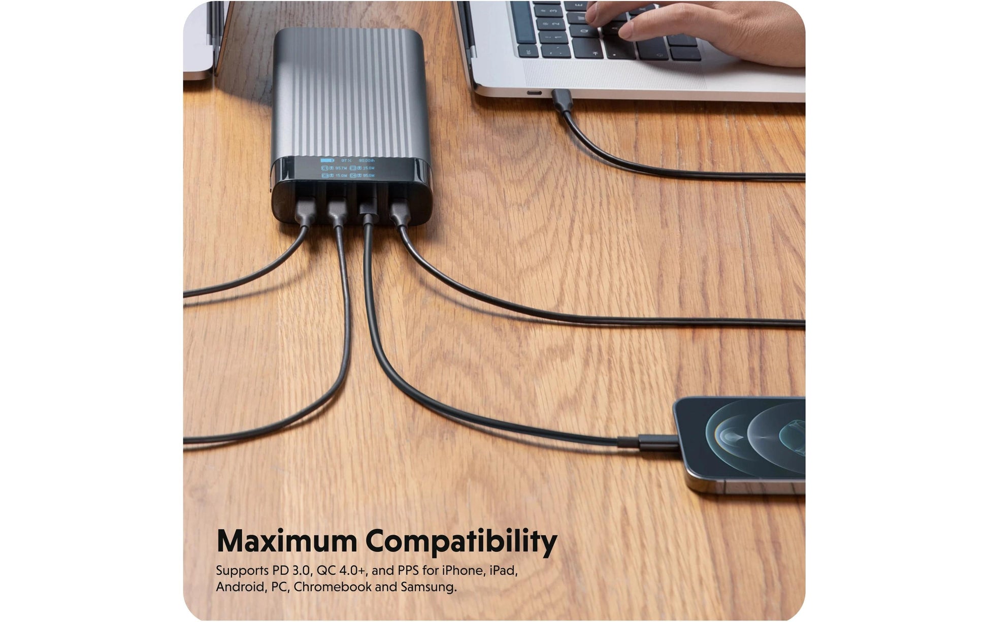 HYPER Powerbank 27000 mAh, PD 245 W, 4× USB-C, Durchgangsladung, für Smartphones, Schwarz