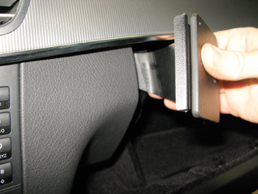 Brodit ProClip Auto-Halterung, passiv – für Mercedes-Benz E-Klasse (Limousine 2015–2016) – Schwarz
