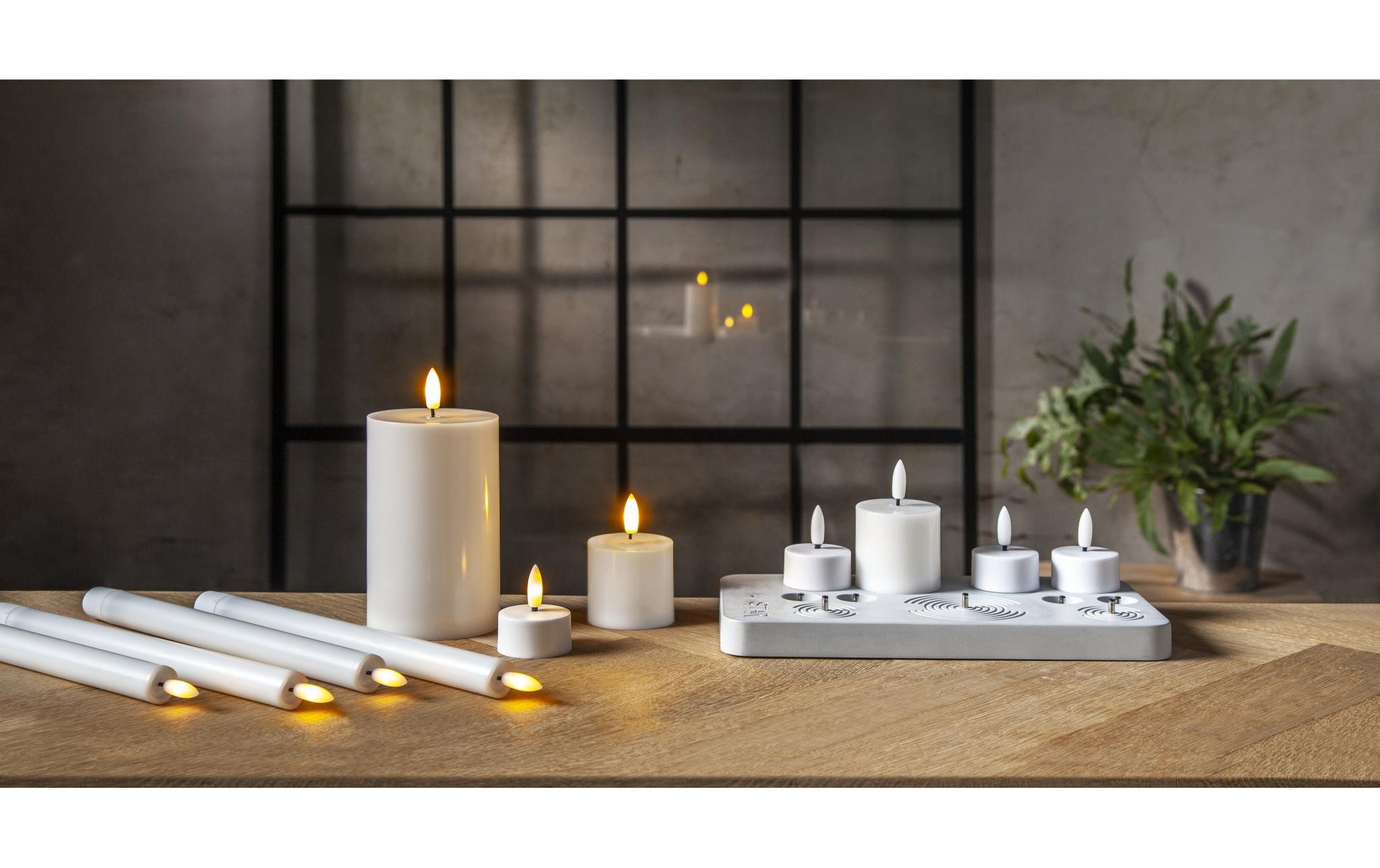 Star Trading Dekoratives Licht – Set, 24 × 12 × 27 cm, Warmweiss, Weiss, Akku, USB