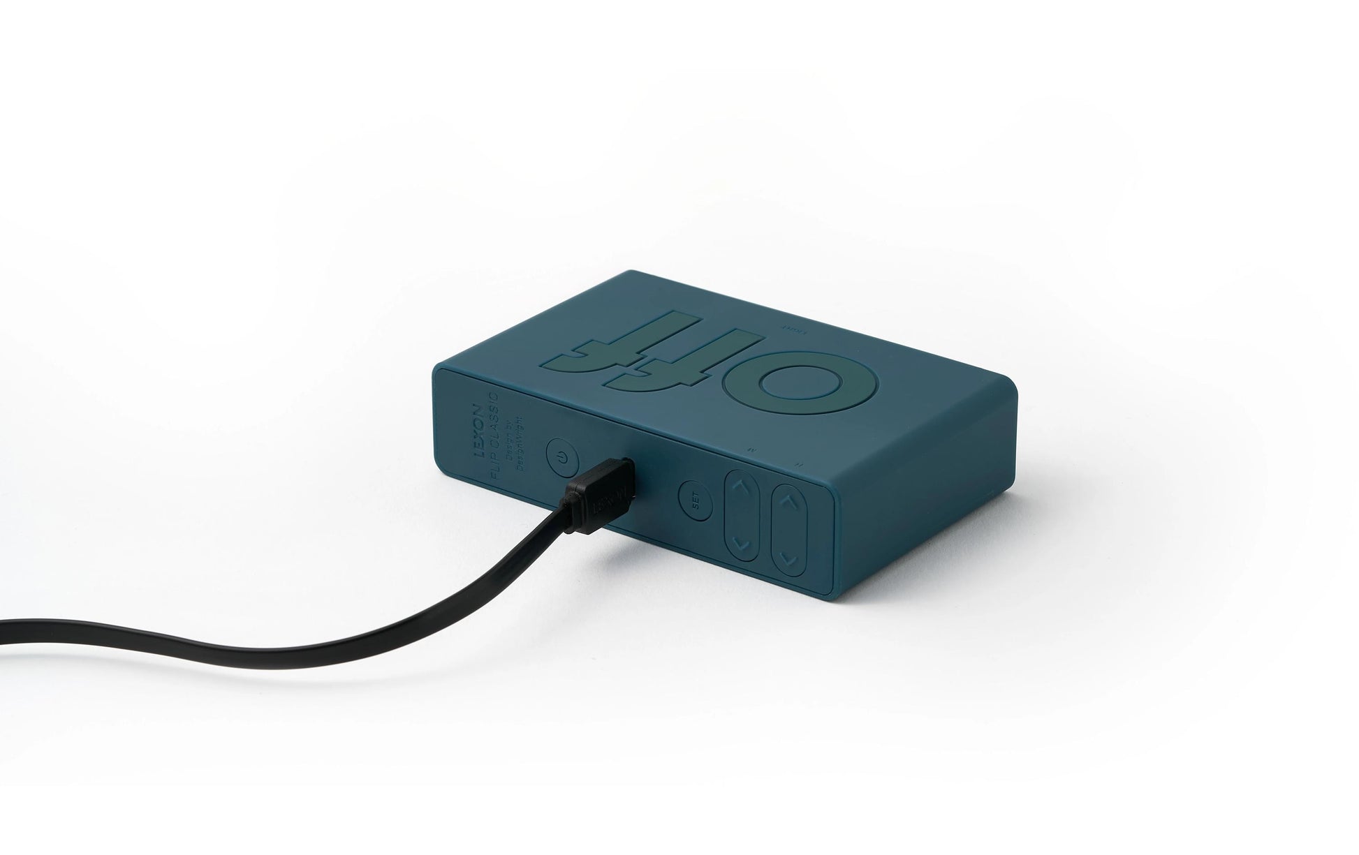 LEXON Wecker Flip Classic – digital – 10,4 × 2,6 × 6,5 cm, blau, Schlummerfunktion, USB-Ladeanschluss
