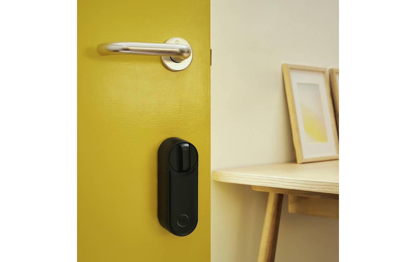 Yale Smart Lock Linus L2 – 52 × 46 × 146 mm, schwarz, akkubetrieben