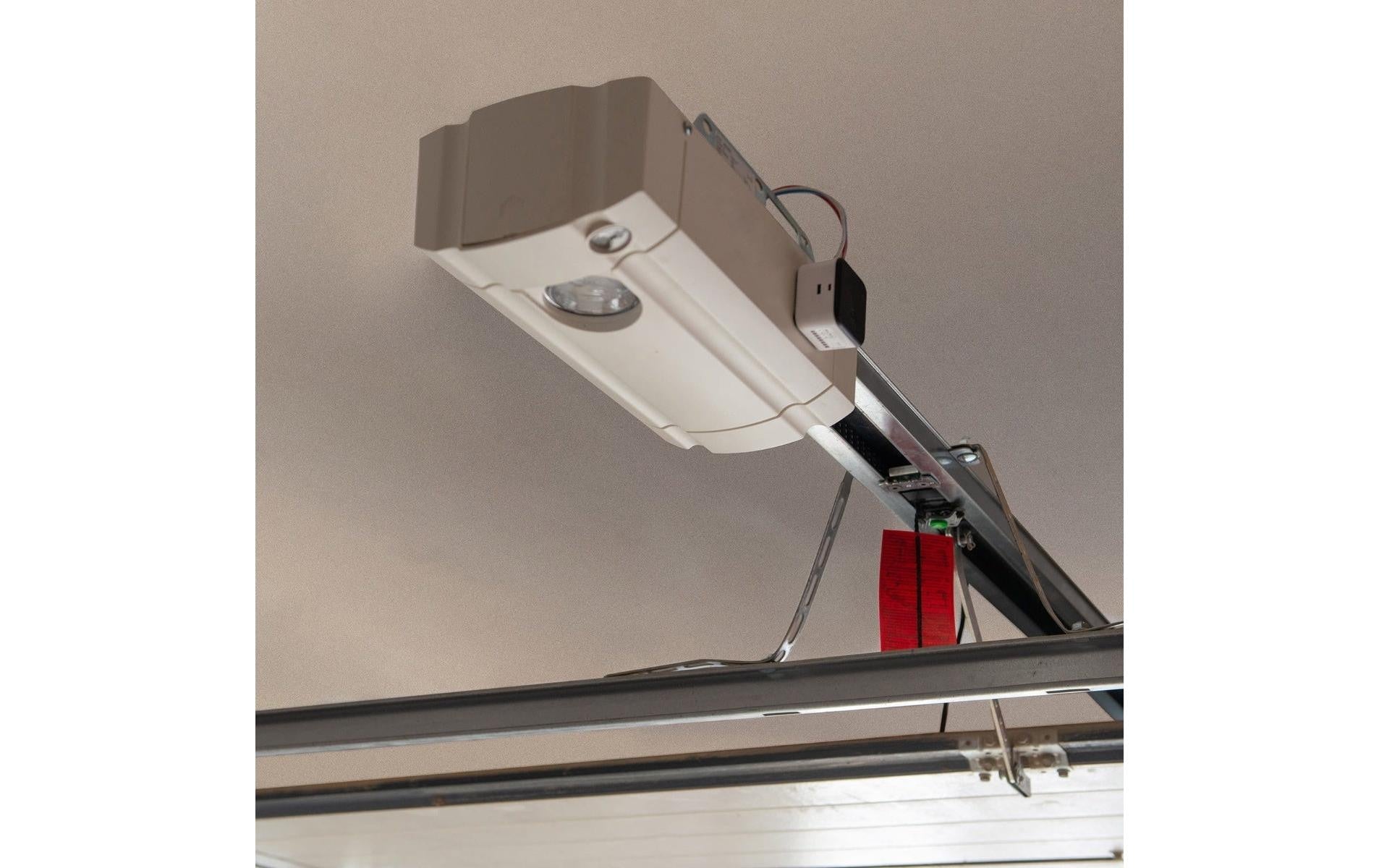 Yale Smart Garagentoröffner Montageset – kabellos, BT, 50×32×50 mm, Schwarz/Grau