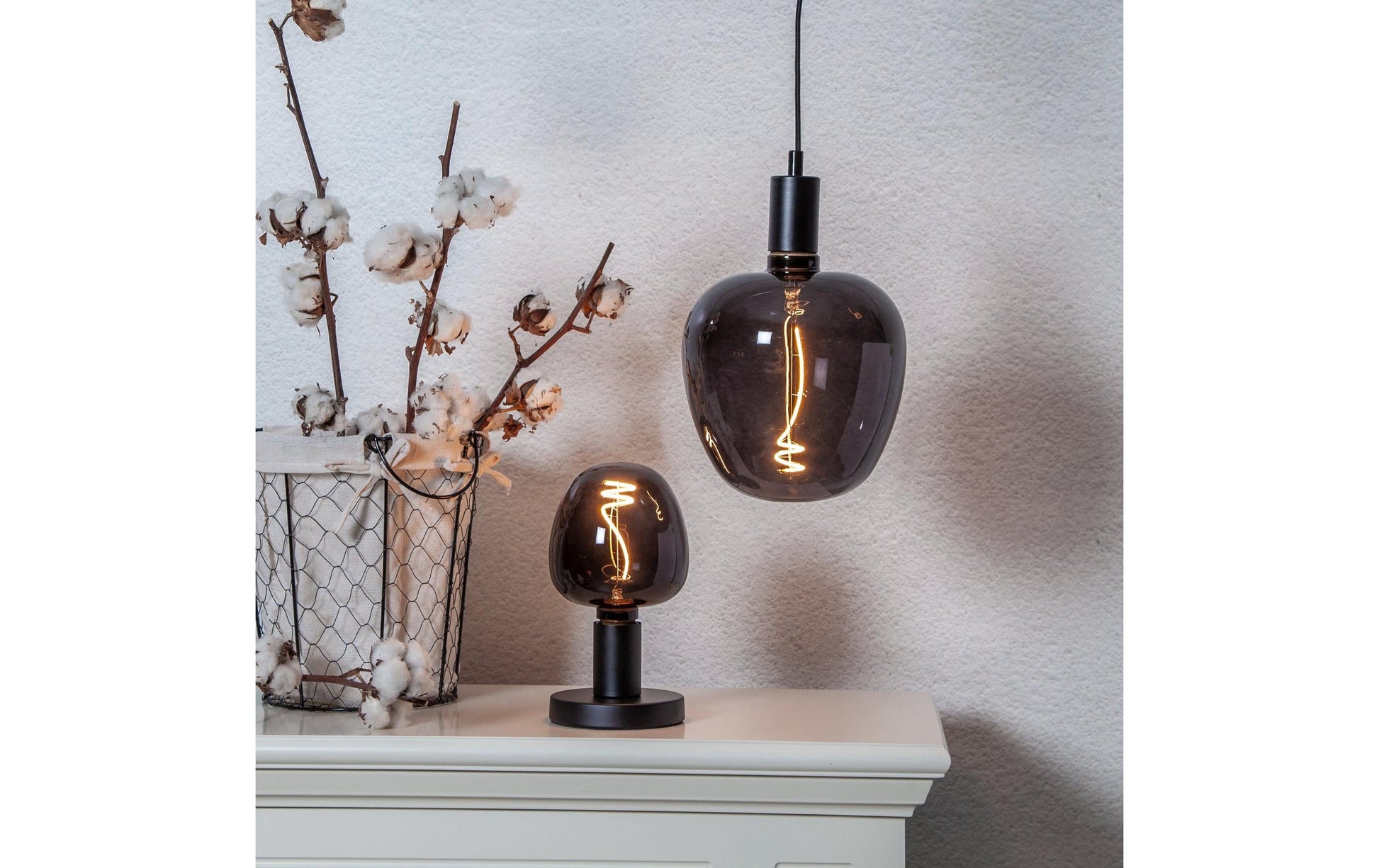 EGLO LED-Leuchtmittel Kugelform E27 – 4 W dimmbar, 40 lm, 2000 K warmweiss, 120°, schwarz