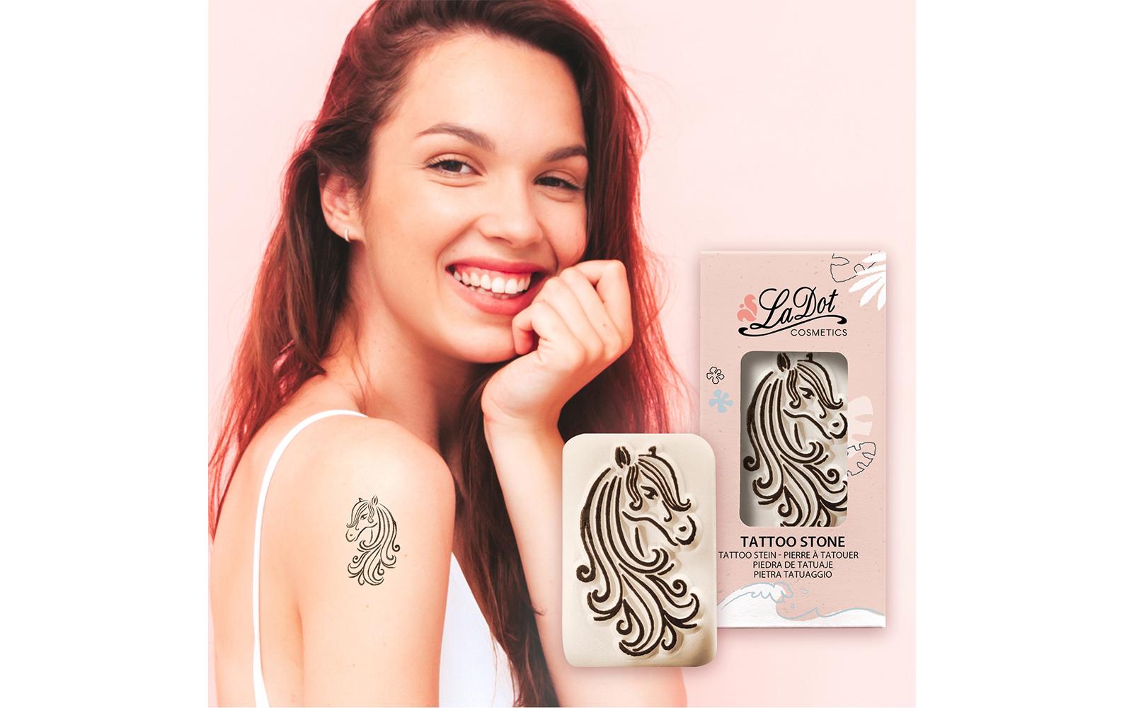 LaDot Tattoostempel M251 – Pferd, Medium – Weiss – Stein