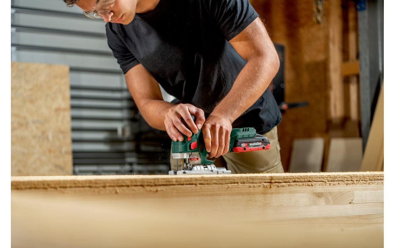 Metabo Stichsäge STA 18 LTX 150 BL – 18 V (CAS) – Schnellwechsel – Einschneidetiefe 150 mm – Solo