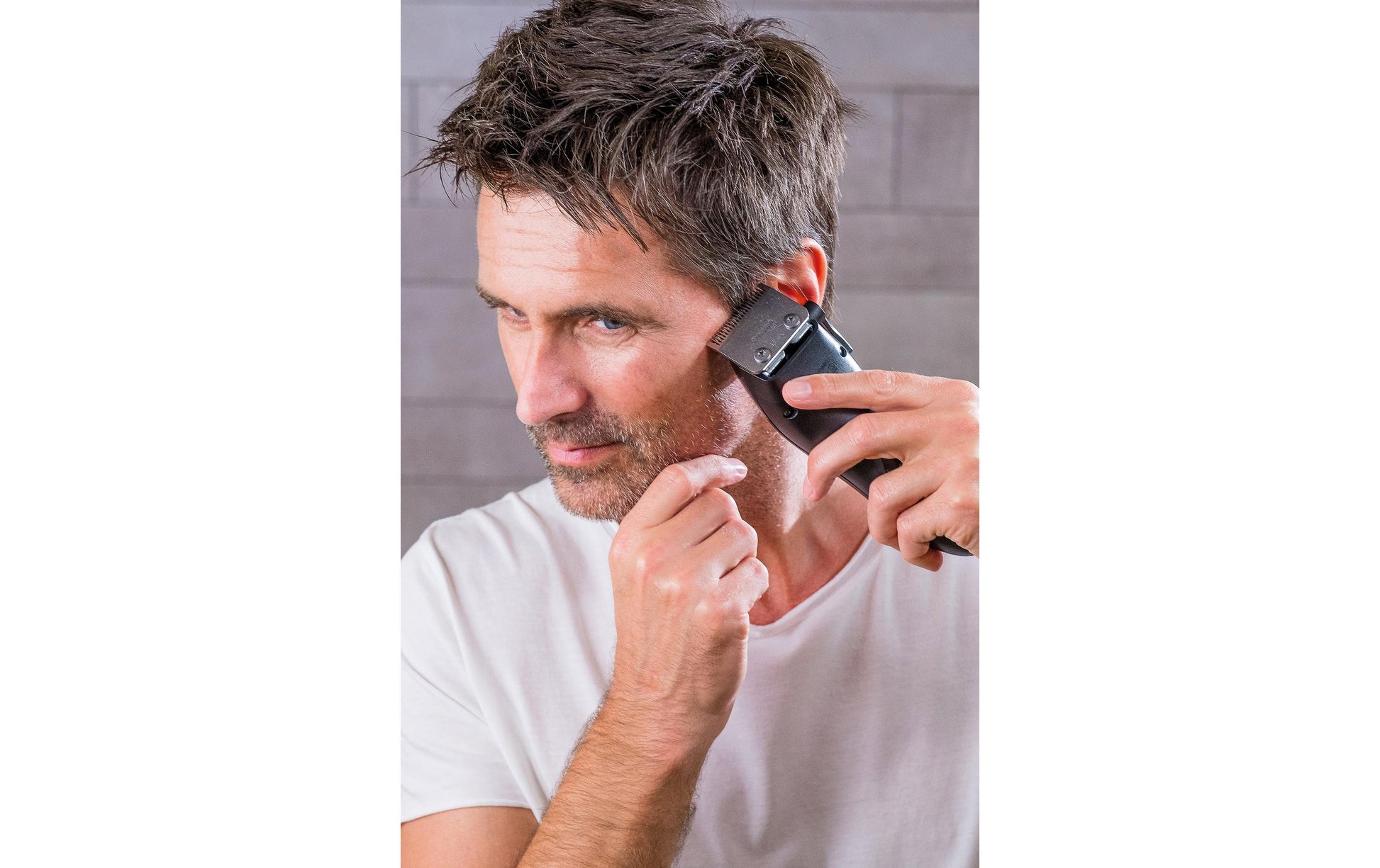 Wahl Haarschneider – Li‑Ion, 90 min Akku, 1–25 mm, 8 Kämme, schwarz/silber