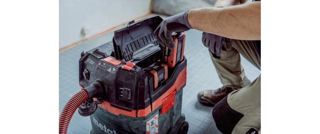 Metabo Nass-/Trockensauger AS 36-18 M 30 PC-CC – 2-in-1, 2000 mAh, 30 l, Akkubetrieb