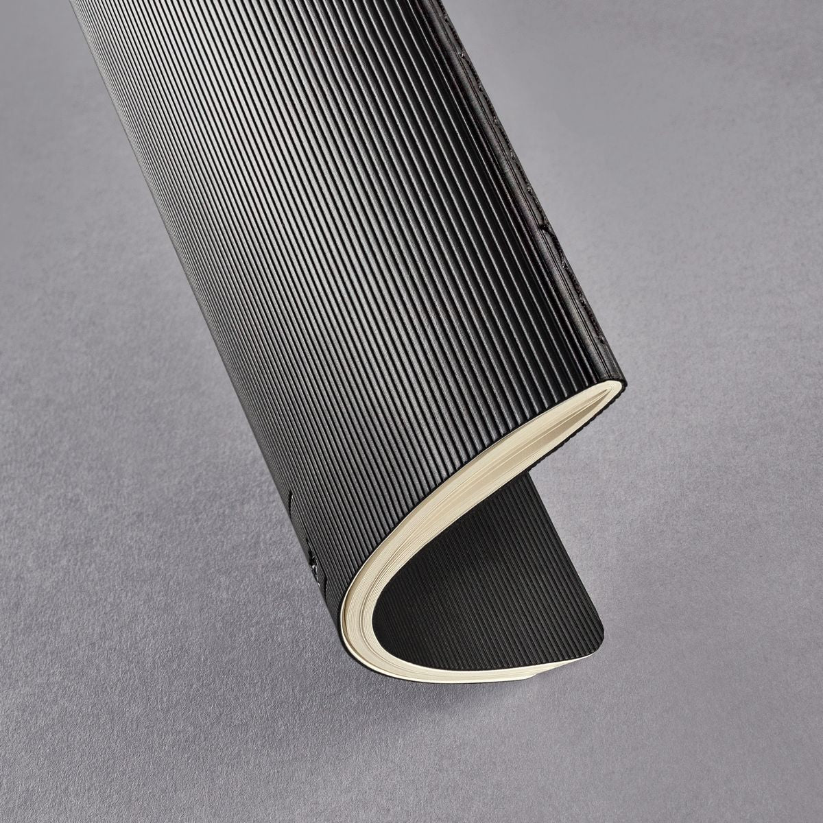 Sigel Notizheft, 93 × 140 mm, liniert, Fadenheftung, Softcover, 64 Seiten, 80 g/m² – schwarz