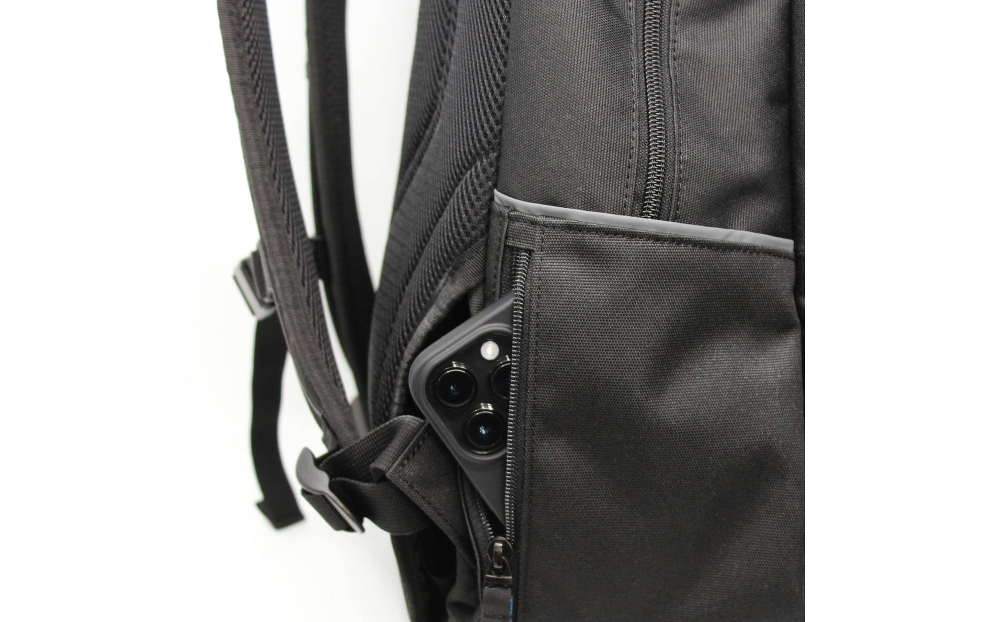 Racoon – Everyday Schulrucksack – Blau, Schwarz – Recyceltes PET – 33 × 48 × 20 cm